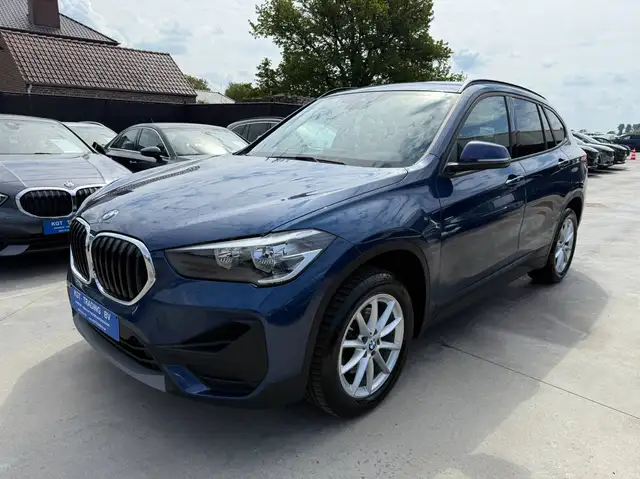 BMW X1 view 9