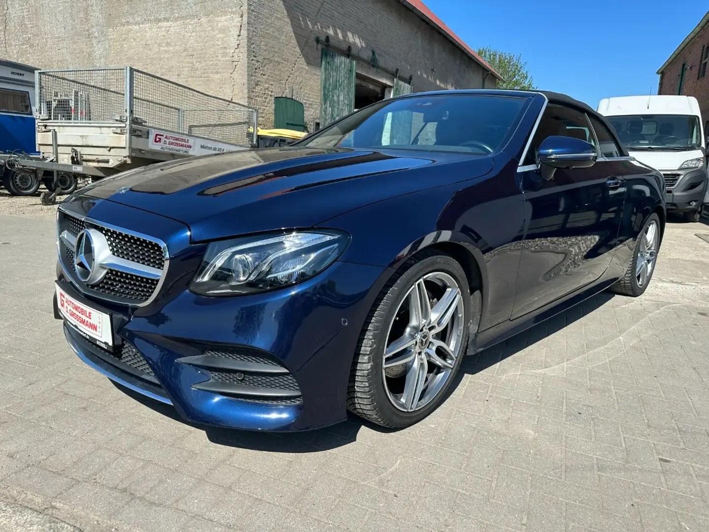 Mercedes-Benz E 220 d Bleu - 2