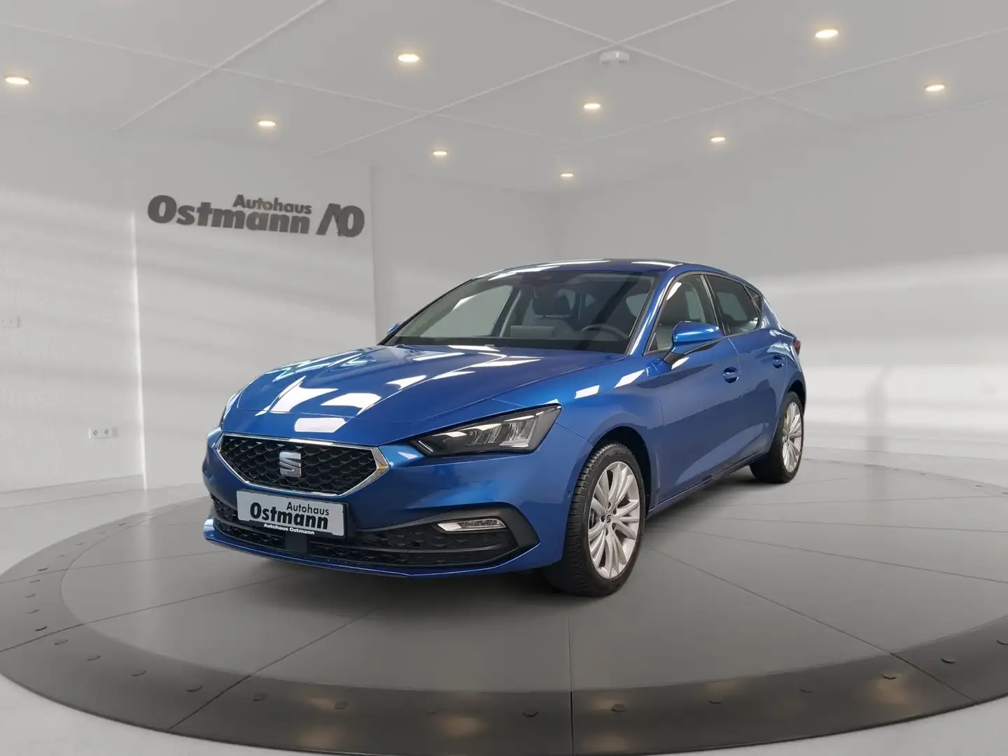 SEAT Leon 1.5 eTSI DSG DynLicht Kam. Blau - 1