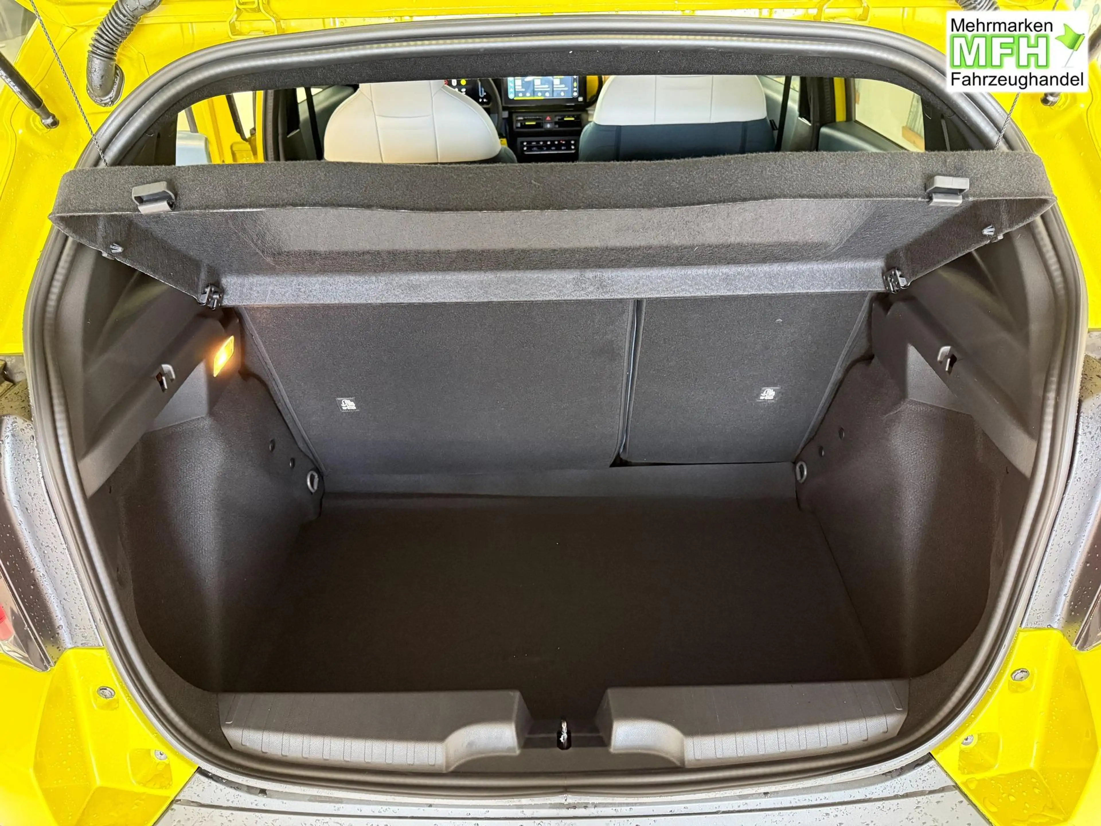 Fiat Grande Panda La Prima HYBRID 1.2 eDCT 81 kW (110 PS) Klimaau... — photo 10