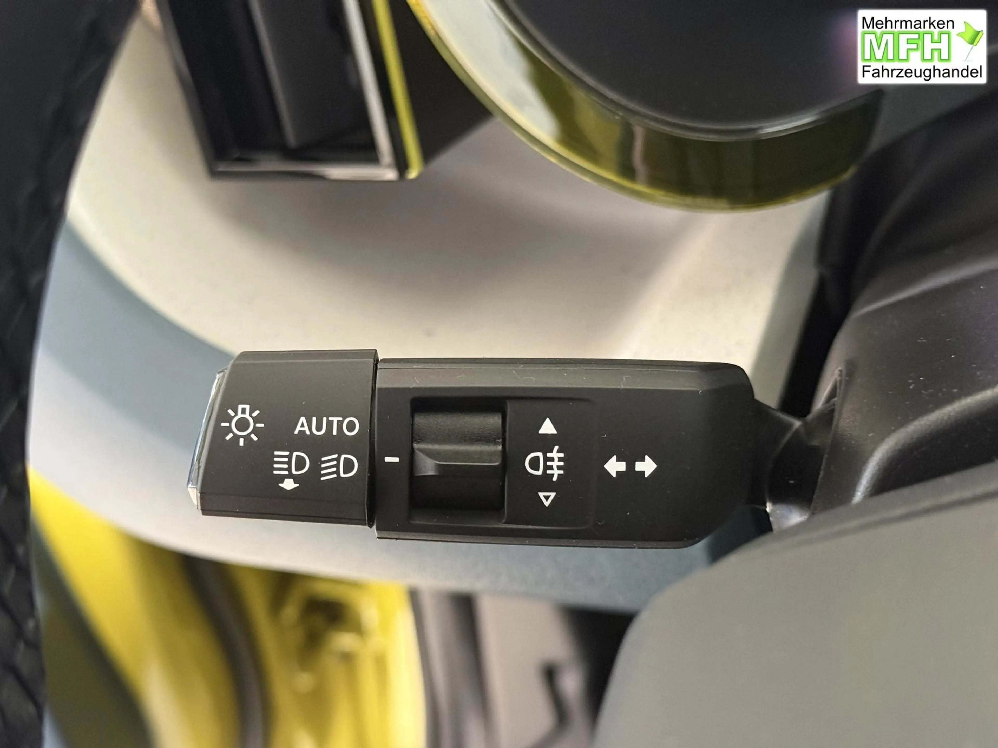 Fiat Grande Panda La Prima HYBRID 1.2 eDCT 81 kW (110 PS) Klimaau... — photo 13