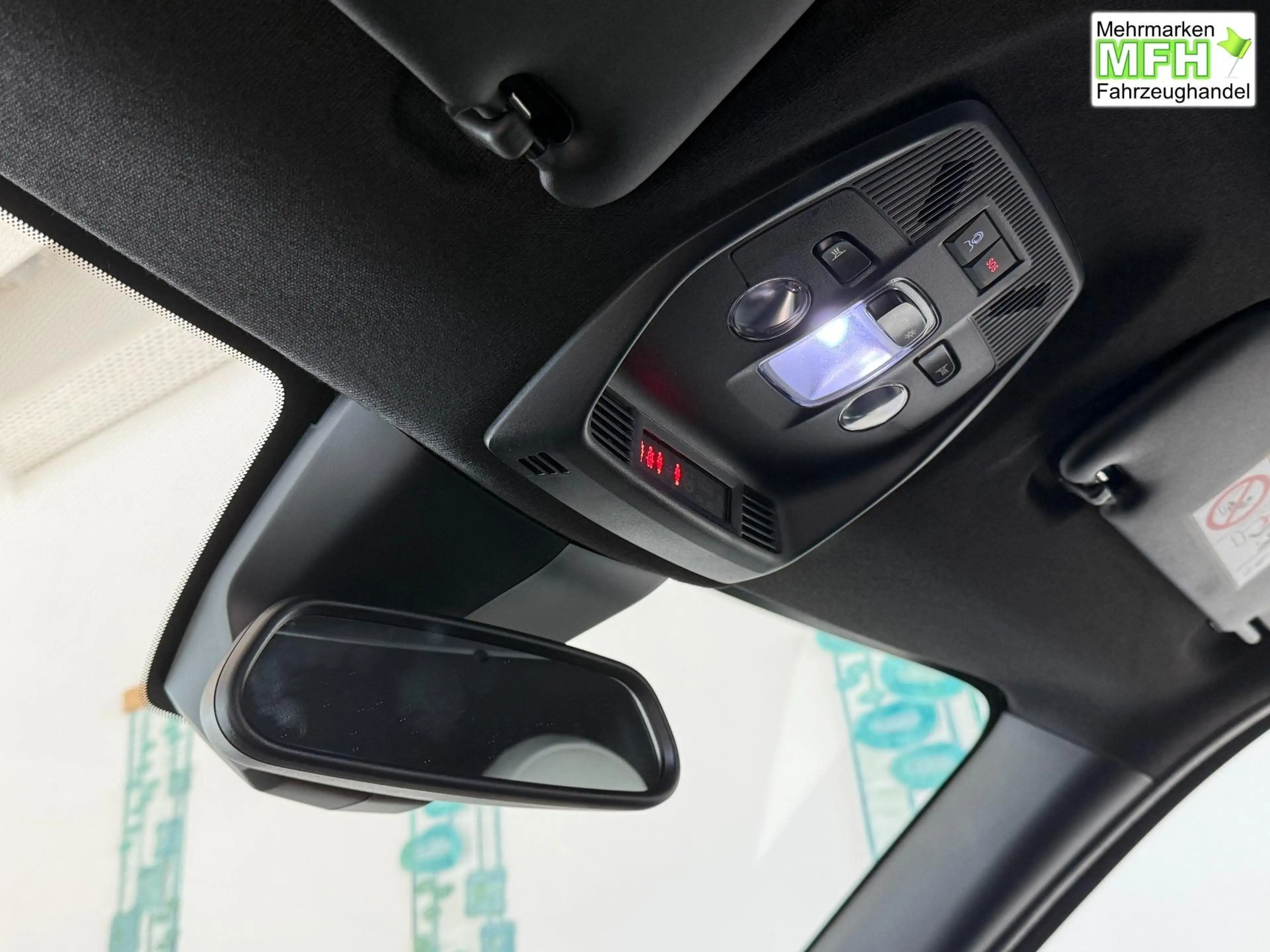 Fiat Grande Panda La Prima HYBRID 1.2 eDCT 81 kW (110 PS) Klimaau... — photo 14