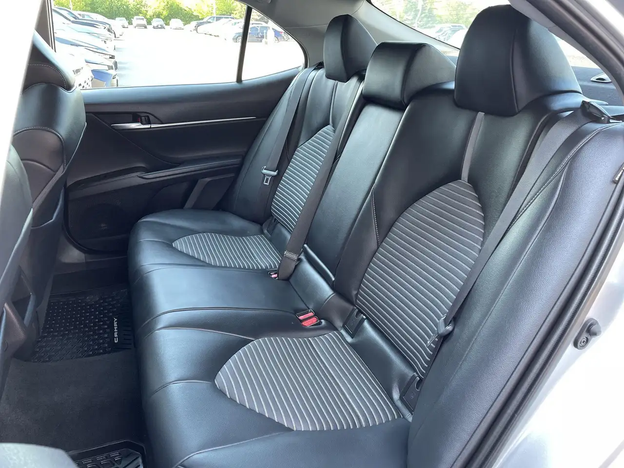 Toyota Camry снимка Toyota Camry