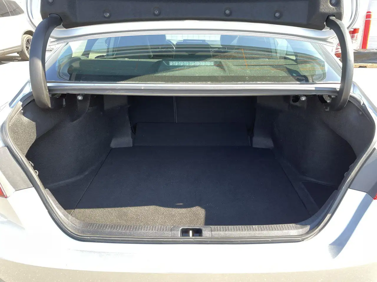 Toyota Camry снимка Toyota Camry