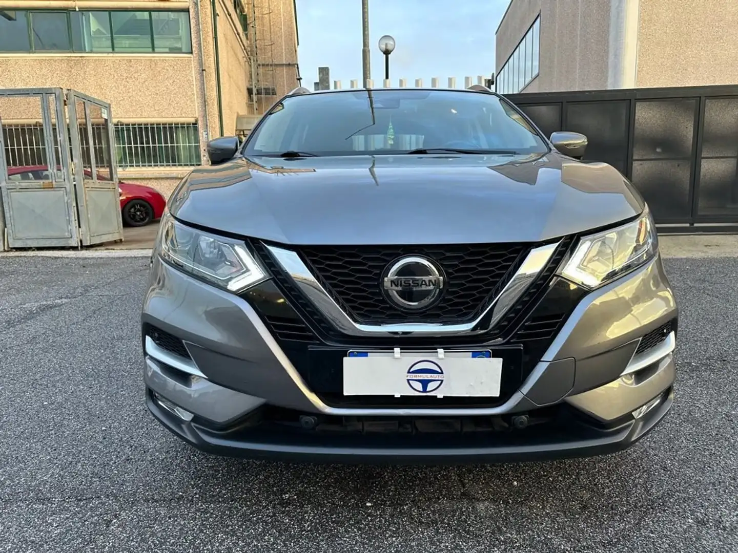 Nissan Qashqai 1.3 DIG-T 140cv N-Connecta Grigio - 2