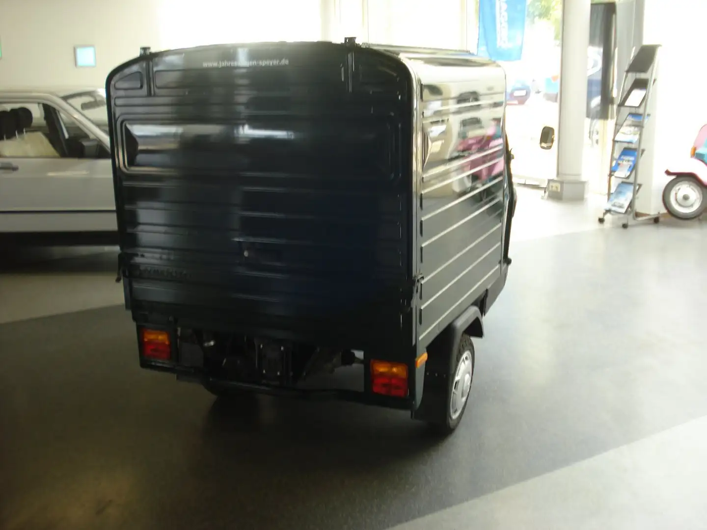 Piaggio Ape Ape 50 Kasten (Drosselung auf 25km/h möglich) Grün - 2