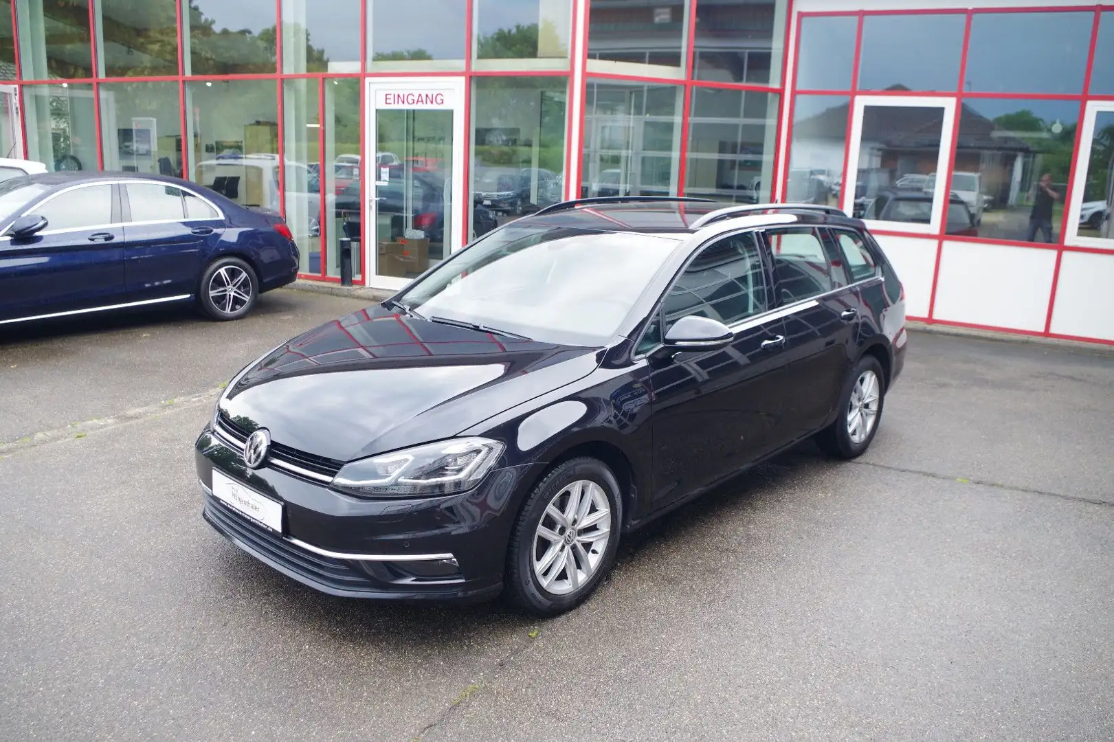 Volkswagen Golf Variant 1.6 TDI Comfortline, ACC, LED, Navi Noir - 1