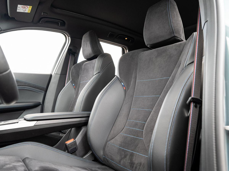 BMW X1 sDrive20i M-Sport PRO AHK PANO ACC HuD eSitze — photo 12