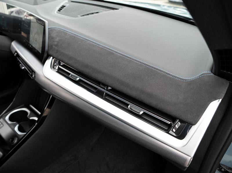 BMW X1 sDrive20i M-Sport PRO AHK PANO ACC HuD eSitze — photo 14