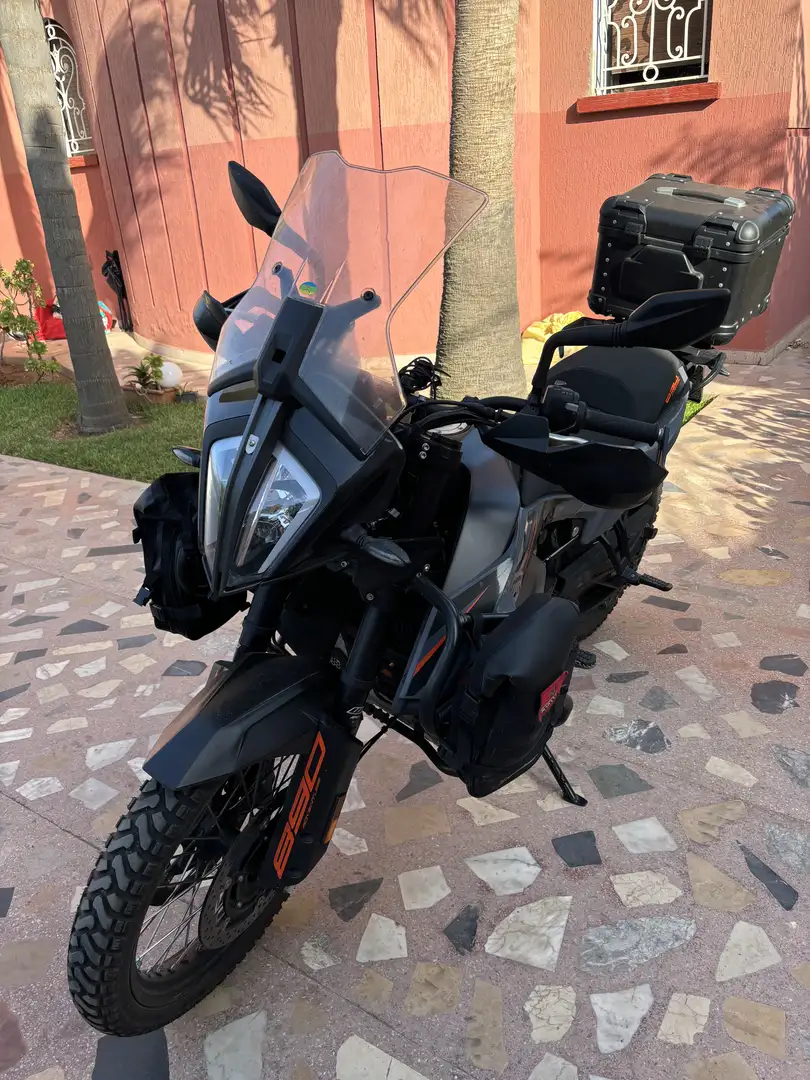KTM 890 Adventure - 2