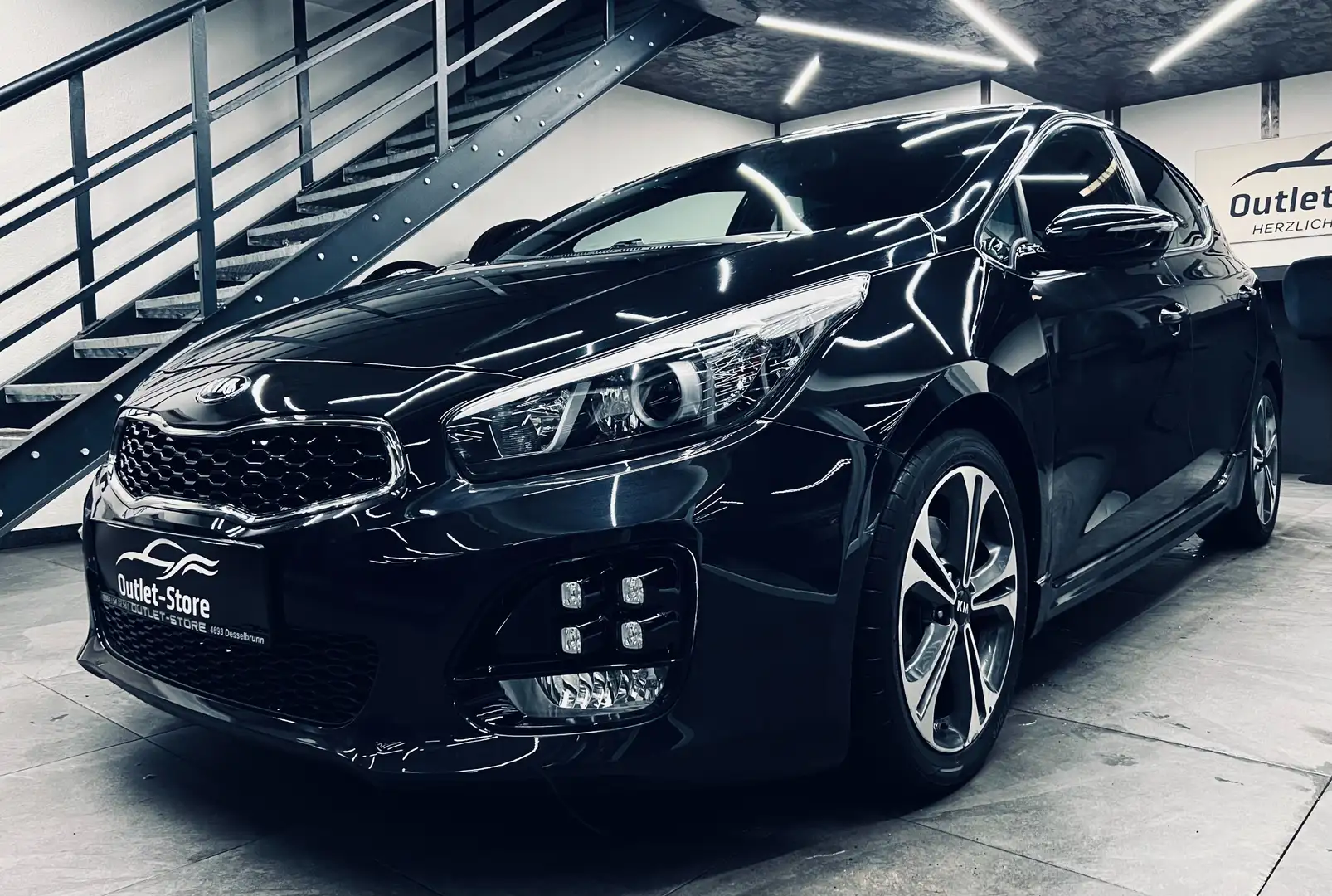 Kia Ceed / cee'd Vision*GT-Line*1.Besitz*LED*Navi*R-Kamera*SHZ* Noir - 1