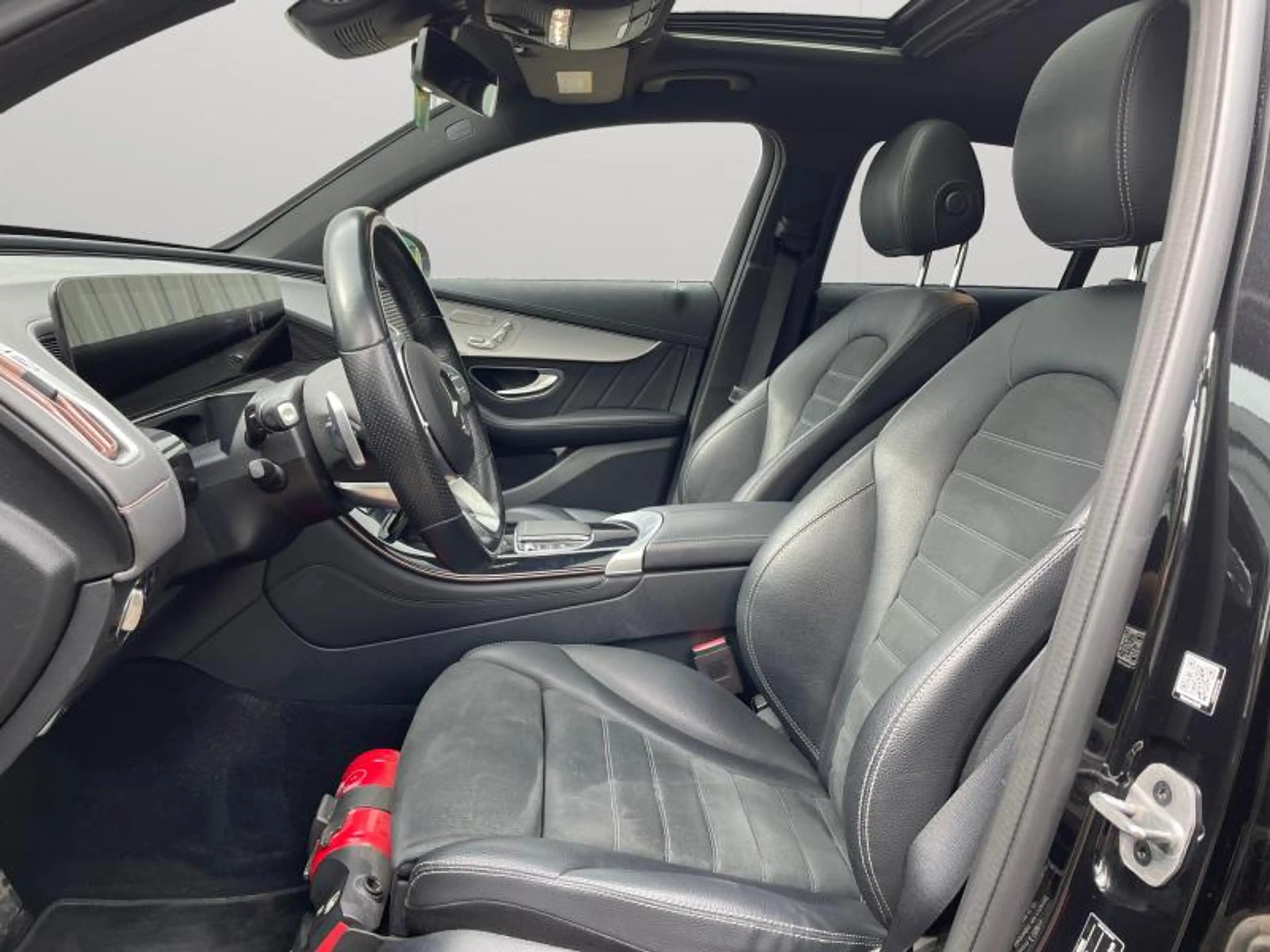 Mercedes-Benz EQC 400 4MATIC AMG LINE / Electrique — photo 12