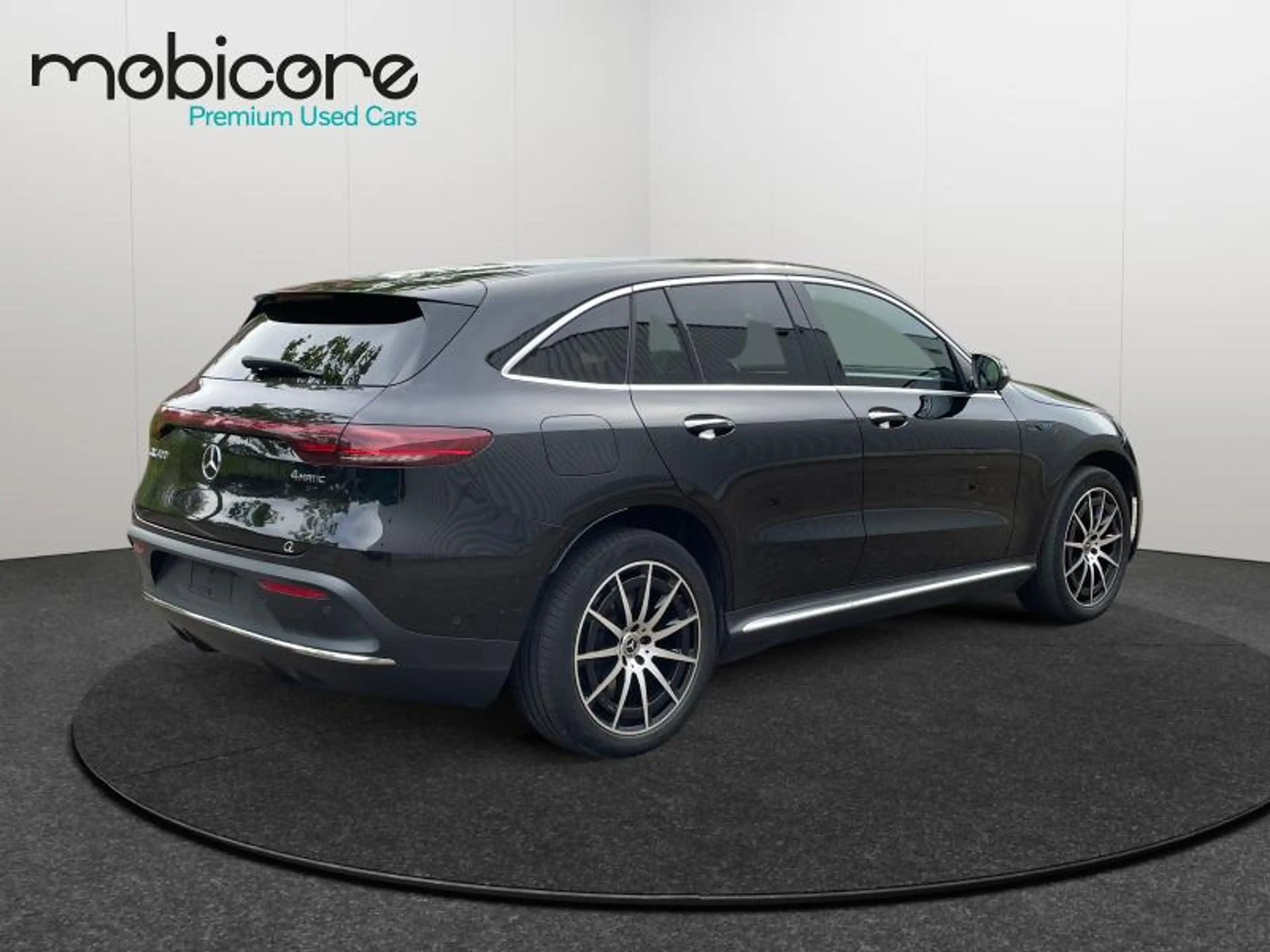Mercedes-Benz EQC 400 4MATIC AMG LINE / Electrique — photo 2