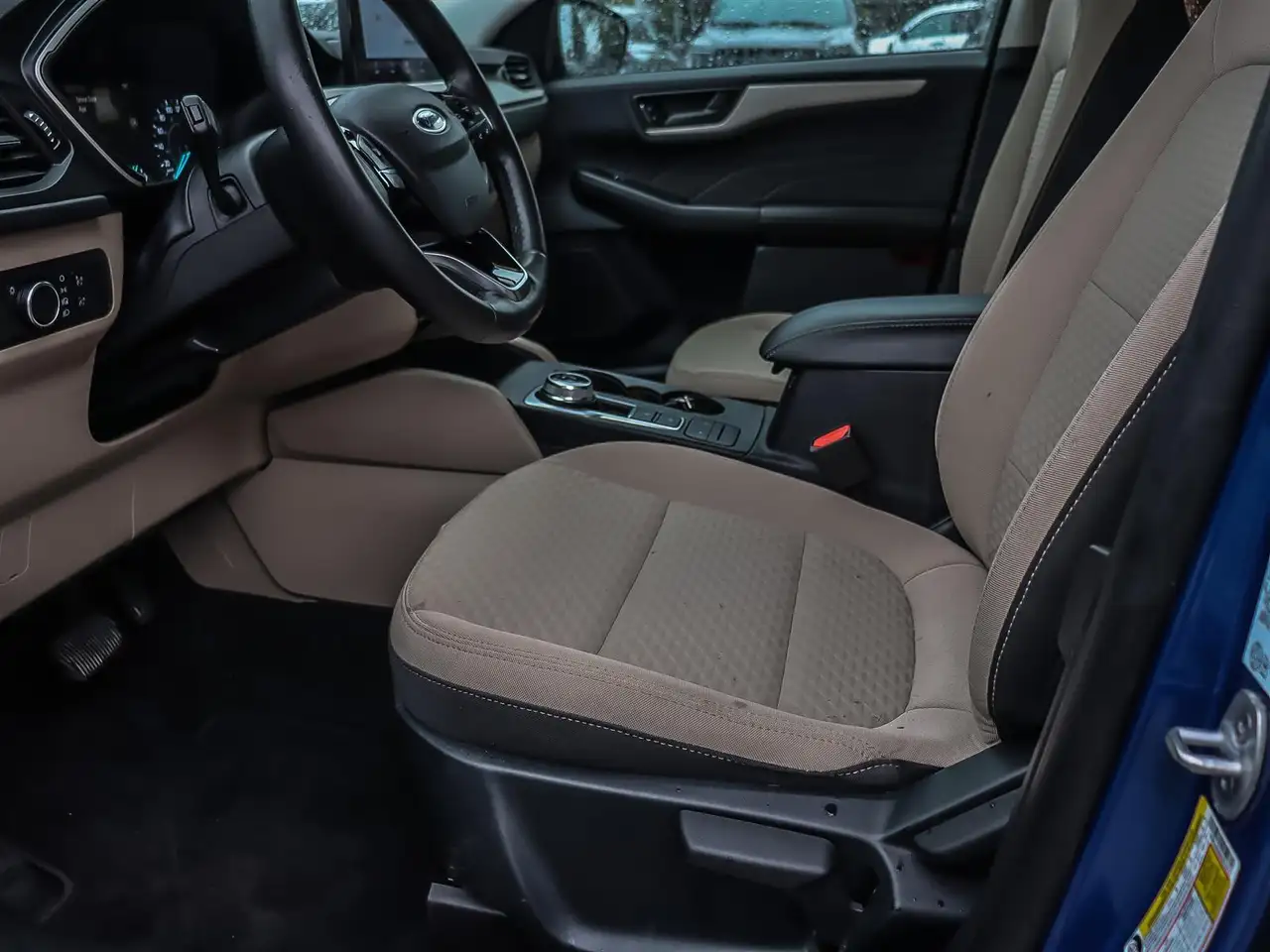 Ford Escape снимка Ford Escape