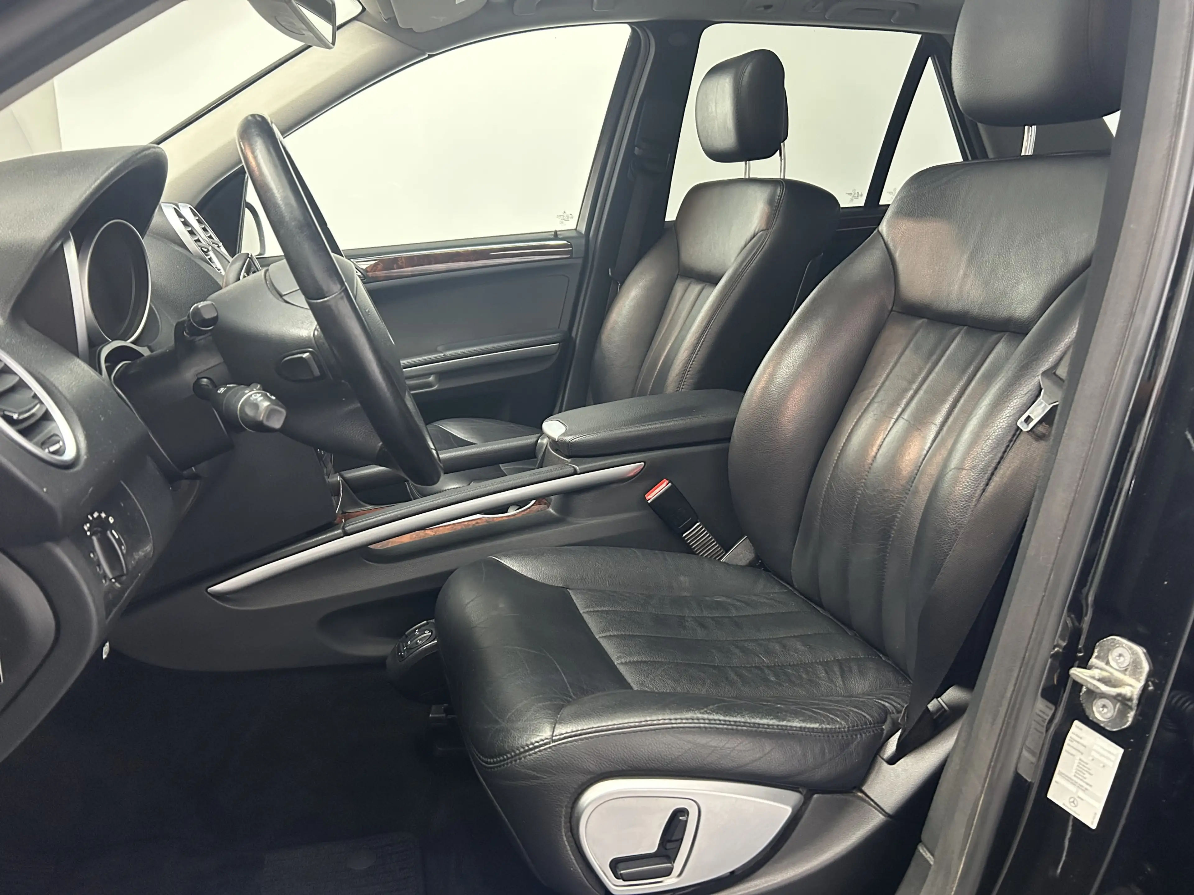 Mercedes-Benz ML 320 CDI 4Matic S-Dach Bi-Xenon Leder SHZ Navi — photo 7