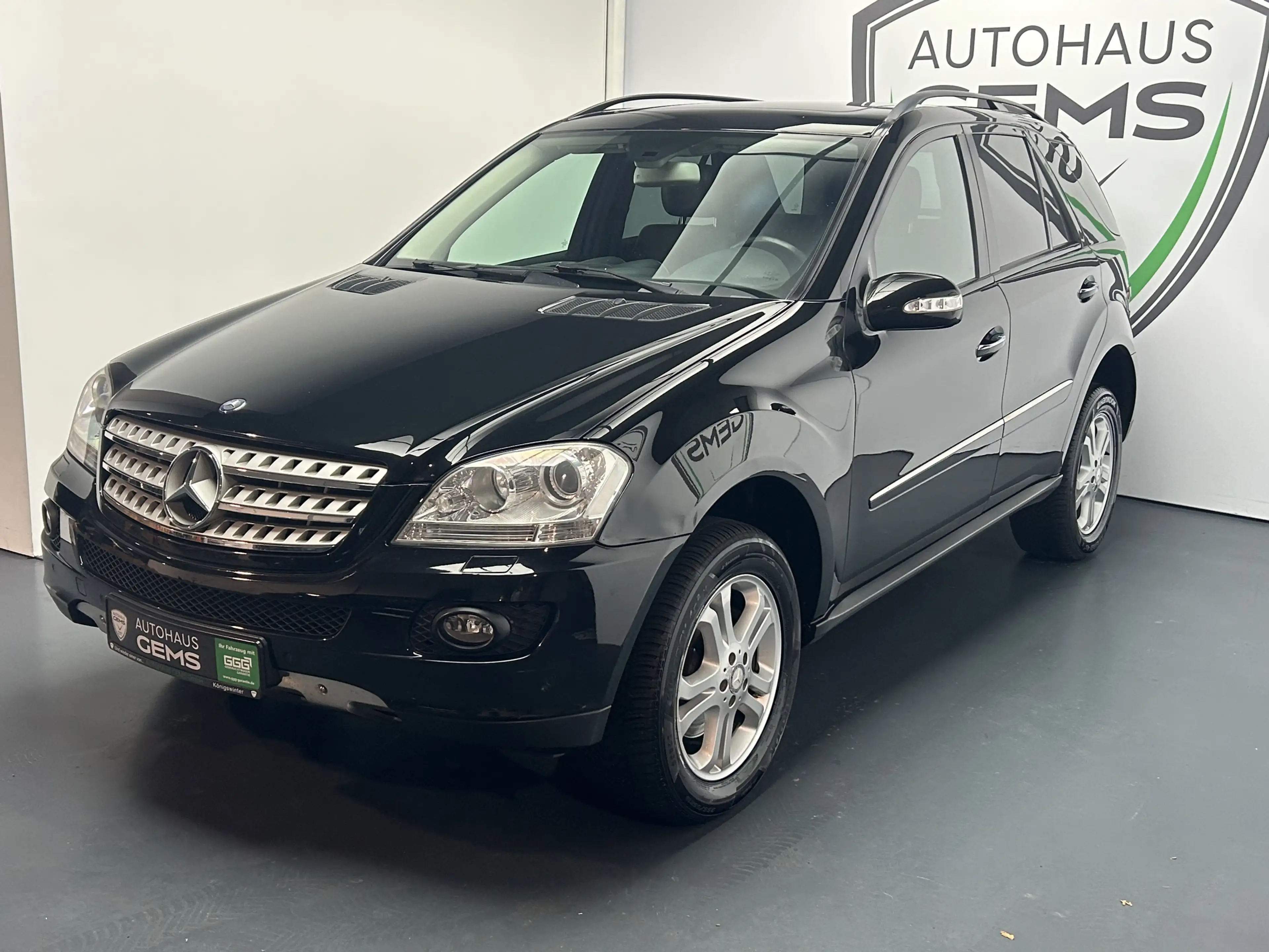 Mercedes-Benz ML 320 CDI 4Matic S-Dach Bi-Xenon Leder SHZ Navi — photo 3