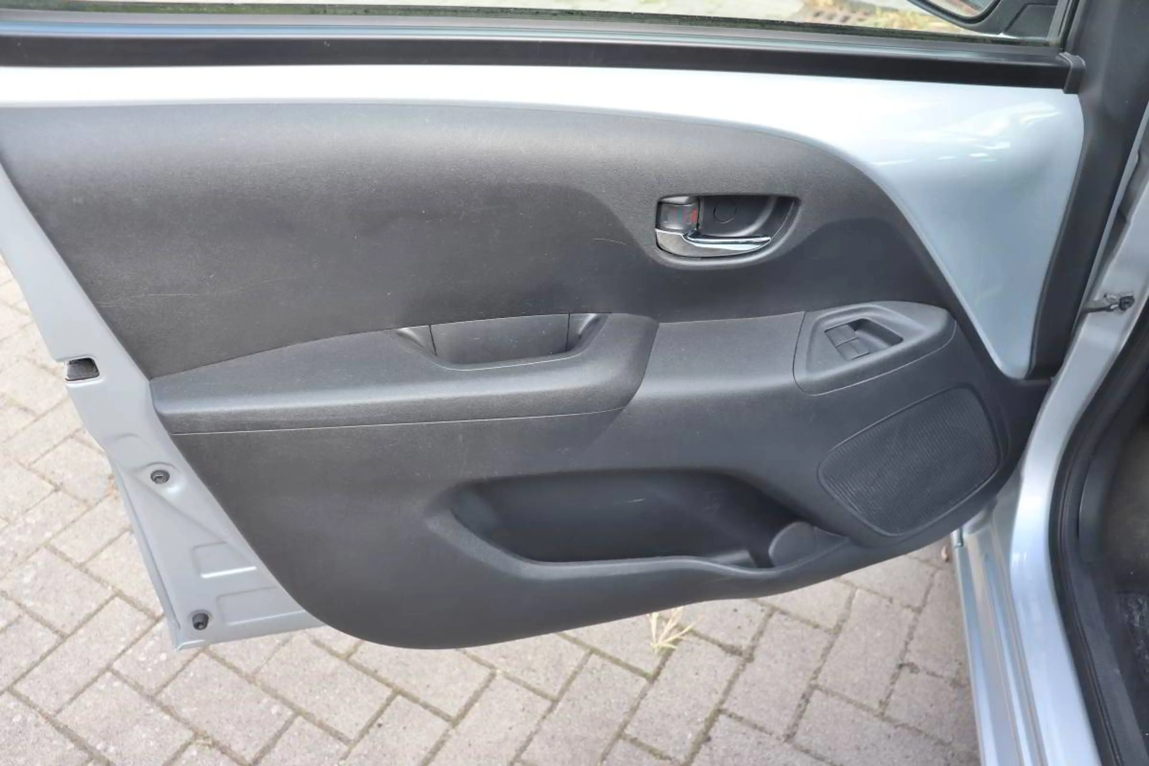 Citroen C1 Shine — photo 11