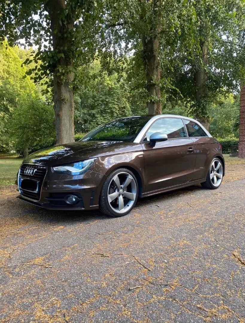 Audi A1 2.0 TDI S line Sportpaket DAB+ Marrón - 1