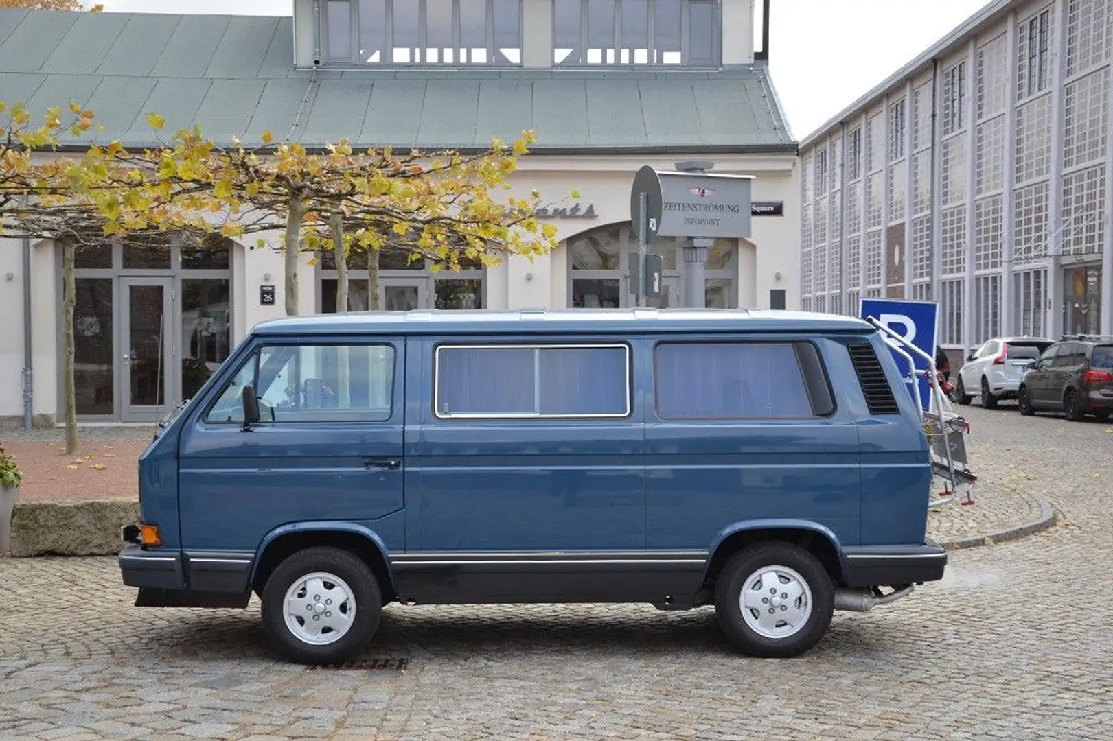 Volkswagen T3 Multivan 1. Lack, Scheckheftgepflegt plava - 2