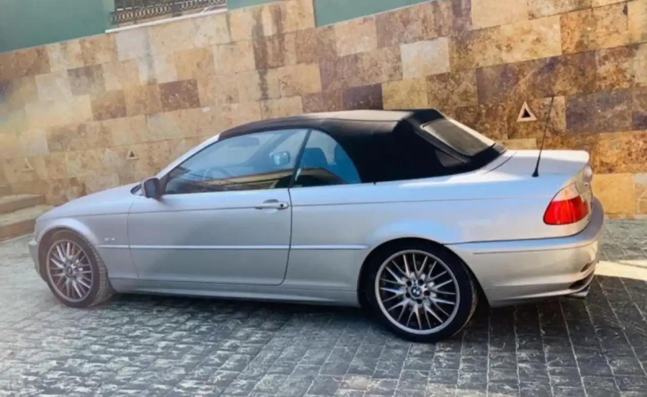 BMW 330 Ci Cabrio, foto 3