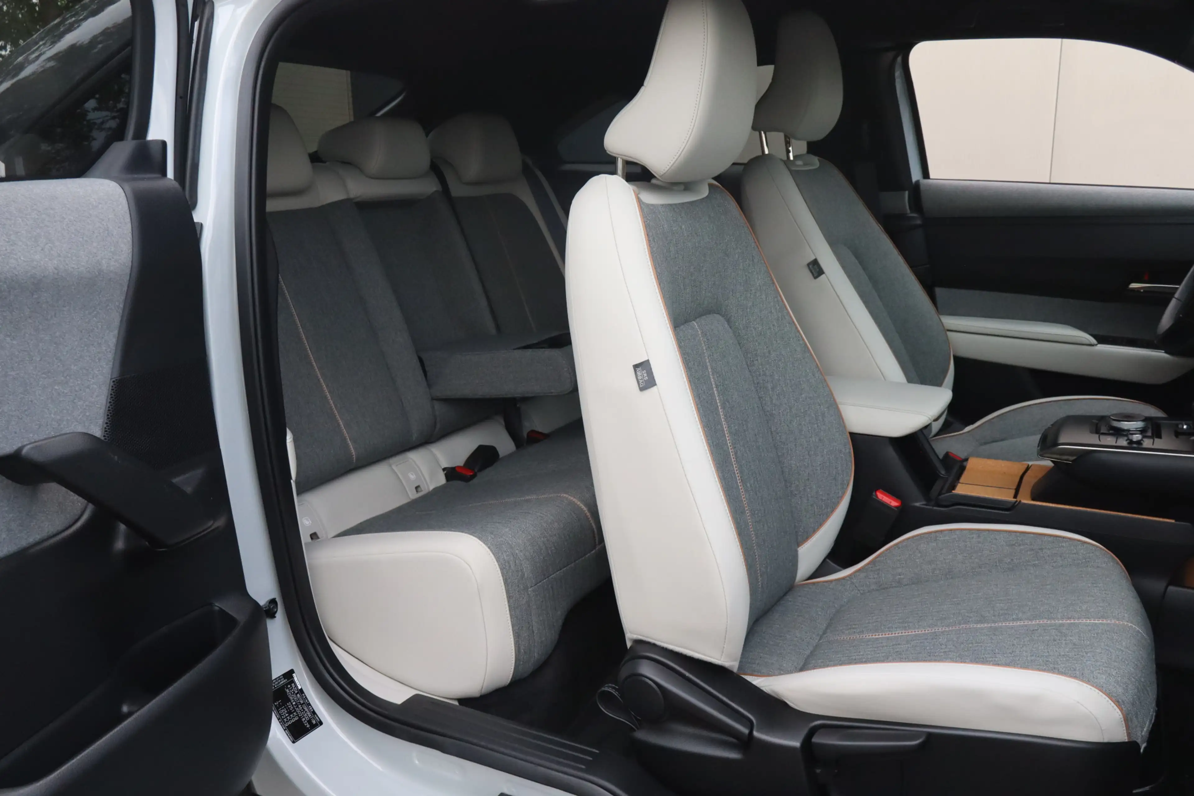 Mazda MX-30 e-SkyActiv R-EV 170 Advantage NL-Auto!! Mem.Seats — photo 31