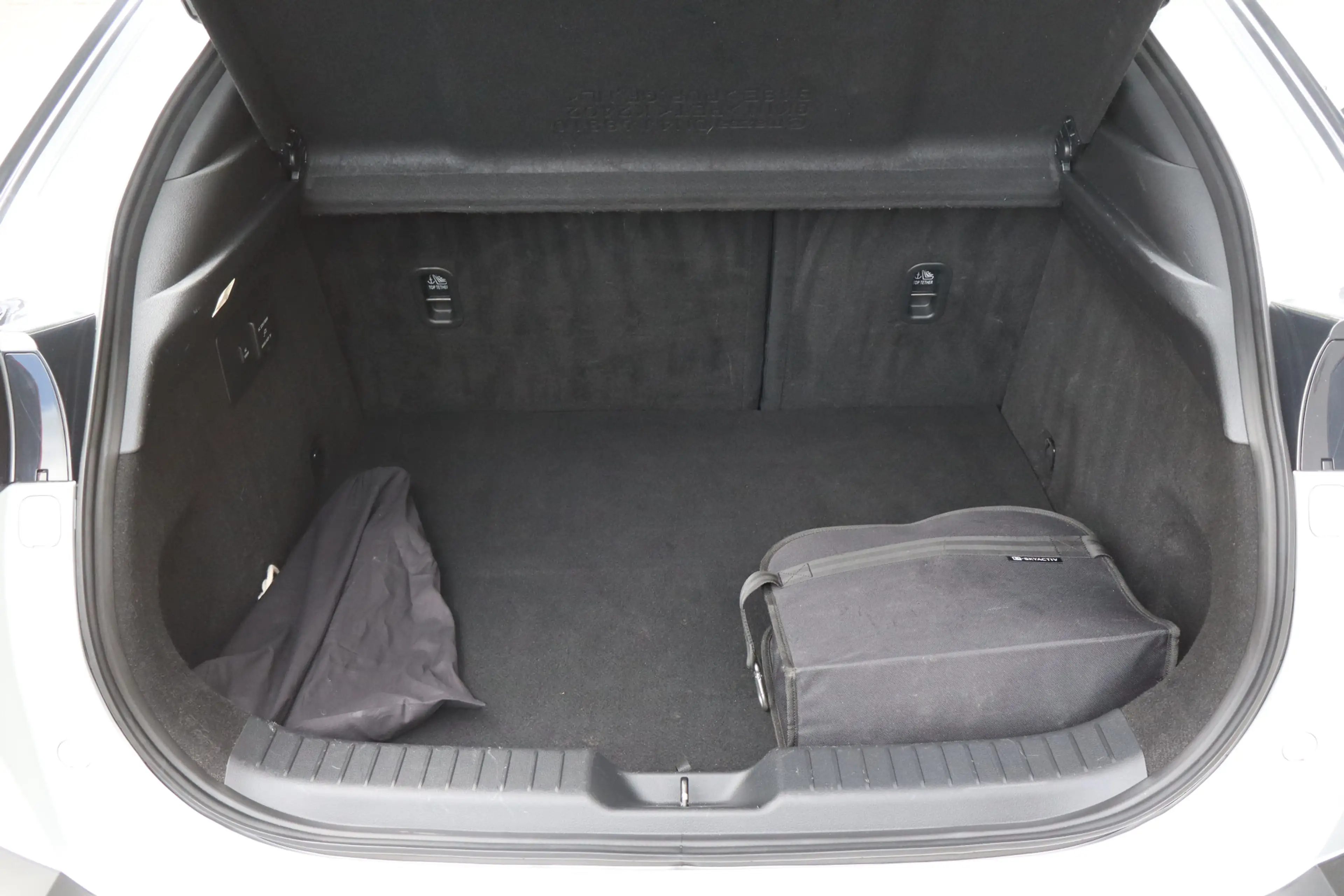Mazda MX-30 e-SkyActiv R-EV 170 Advantage NL-Auto!! Mem.Seats — photo 33