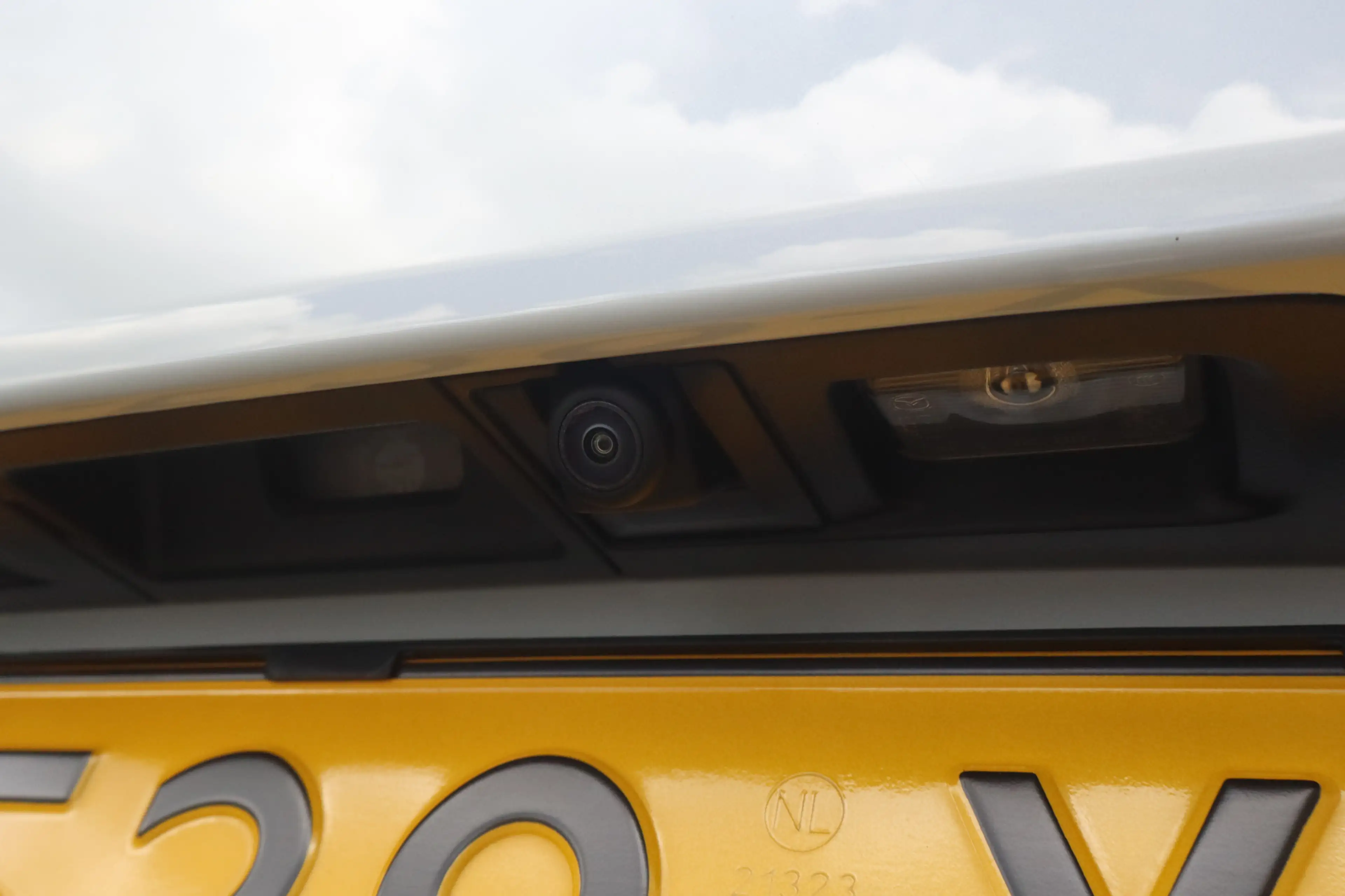 Mazda MX-30 e-SkyActiv R-EV 170 Advantage NL-Auto!! Mem.Seats — photo 23