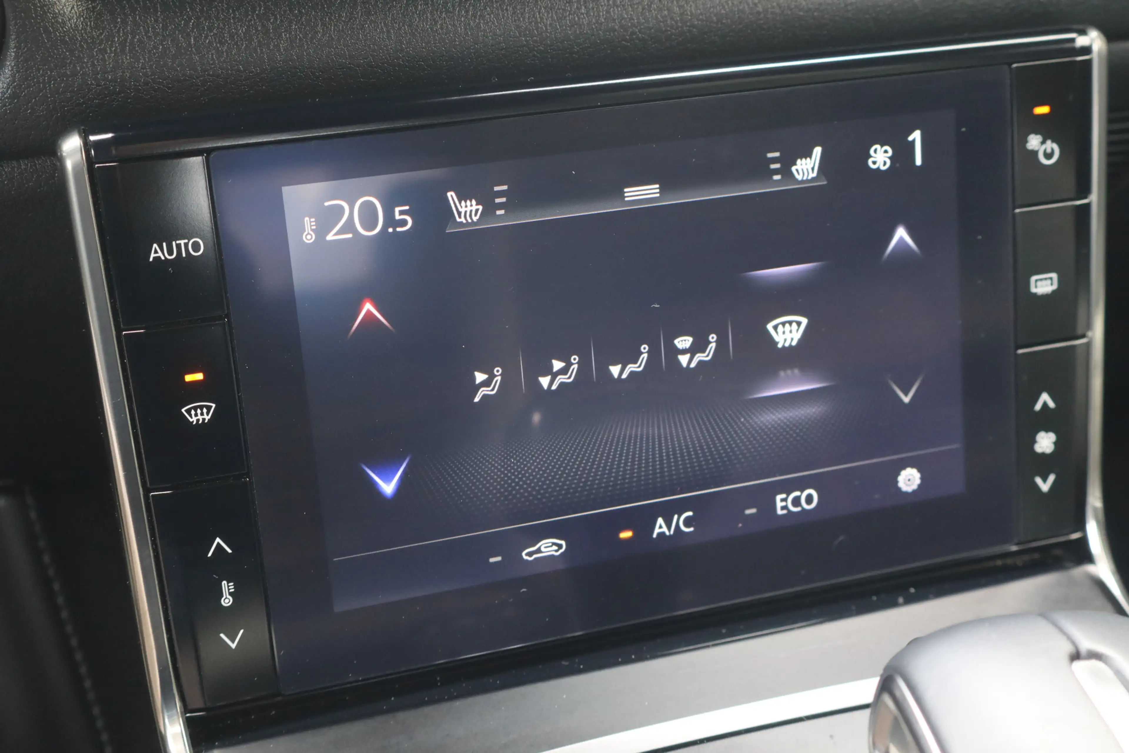 Mazda MX-30 e-SkyActiv R-EV 170 Advantage NL-Auto!! Mem.Seats — photo 26