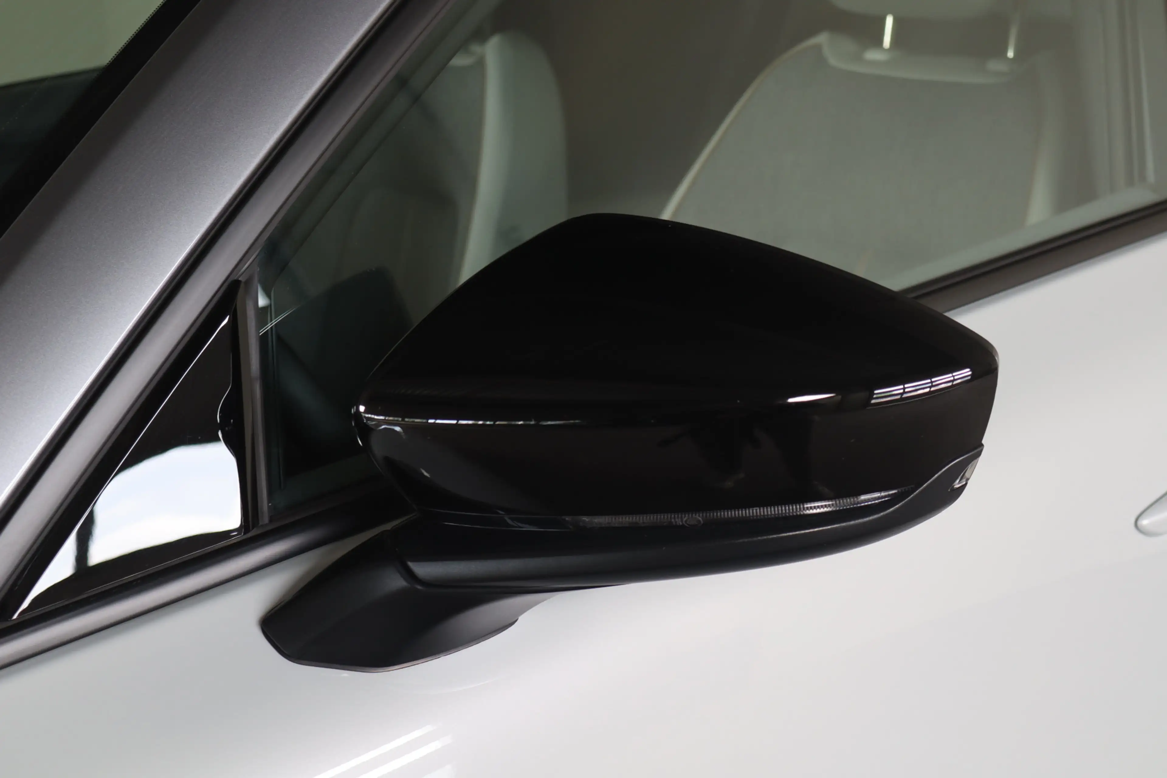 Mazda MX-30 e-SkyActiv R-EV 170 Advantage NL-Auto!! Mem.Seats — photo 24
