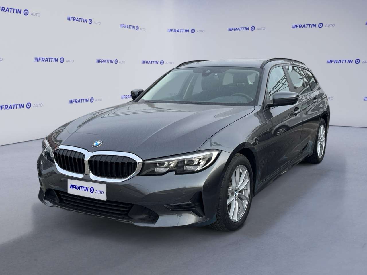 BMW 320 320d 48V xDrive Touring Business Advantage