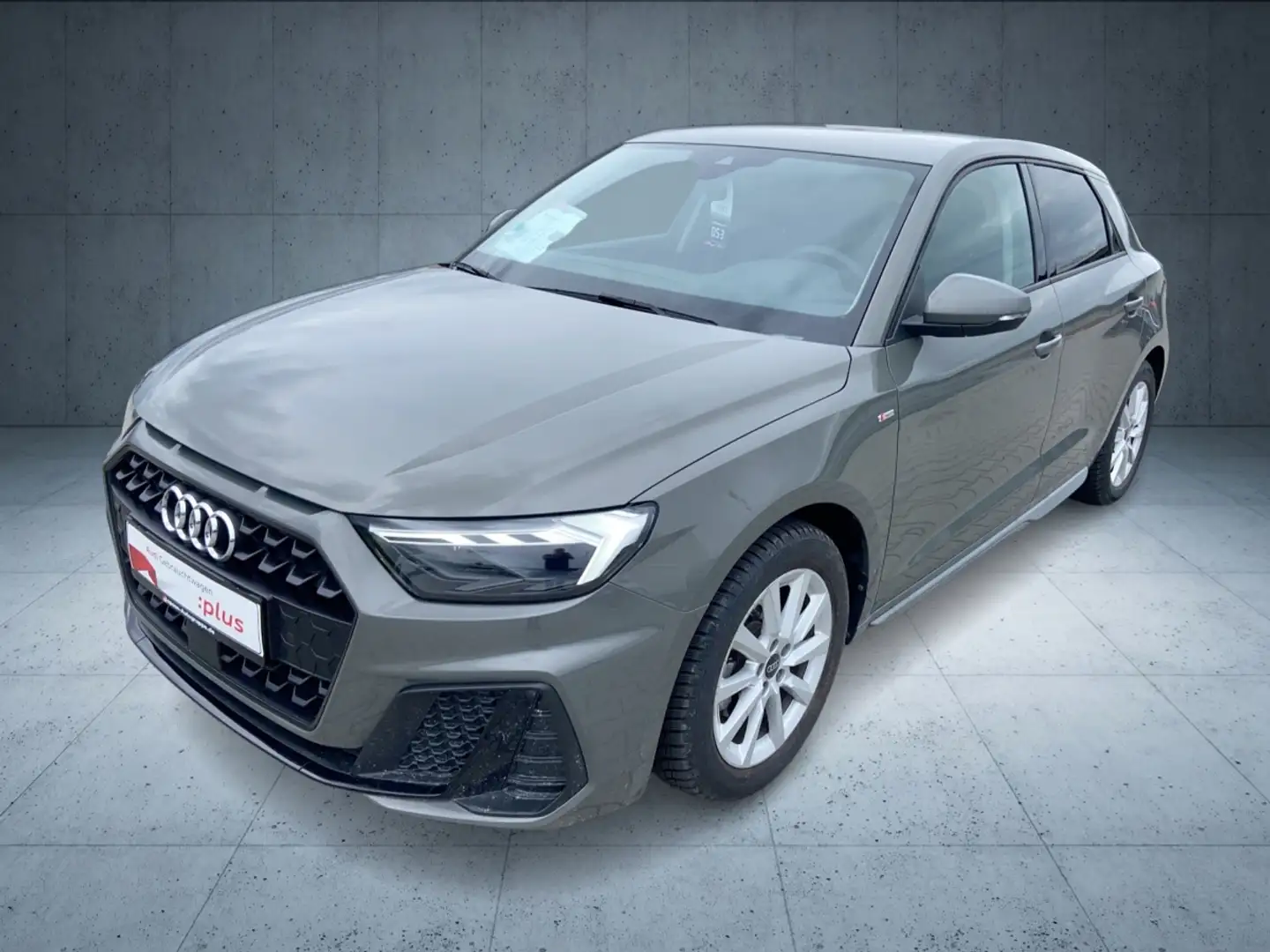 Audi A1 Sportback S line 30 TFSI LED Navi 17´ FLA Vir Grijs - 2