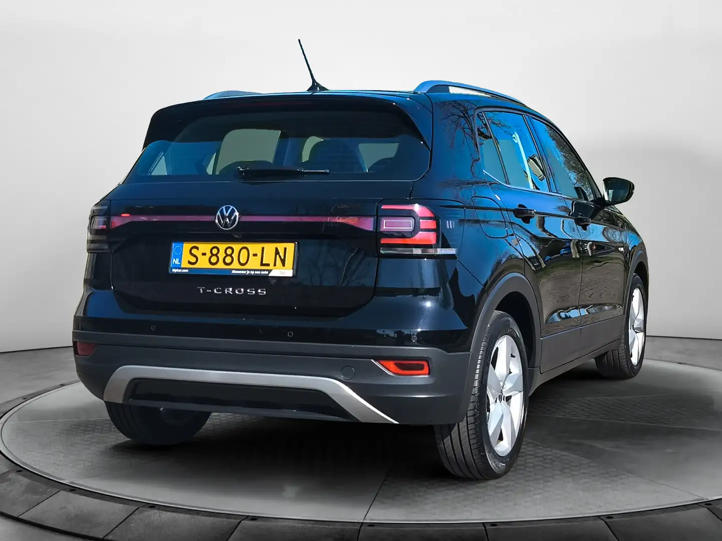 Volkswagen T-Cross 1.0 TSI Style (111 PK) 1e-Eig. & Dealer-Onderh. BO Zwart - 2