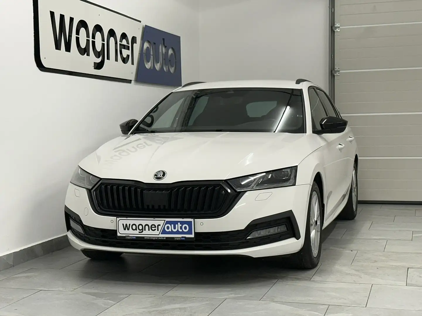 Skoda Octavia Combi 2,0 TDI Style DSG.Matrix LED/ACC/DCC/Navi... Weiß - 1