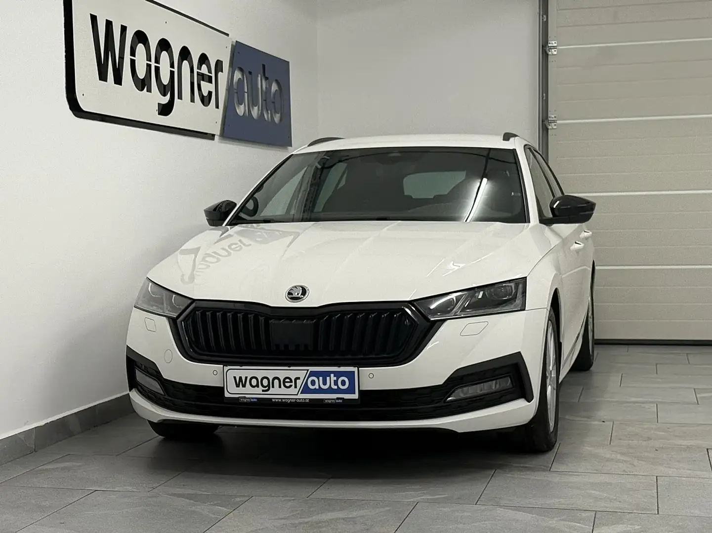 Skoda Octavia Combi 2,0 TDI Style DSG.Matrix LED/ACC/DCC/Navi... Weiß - 2