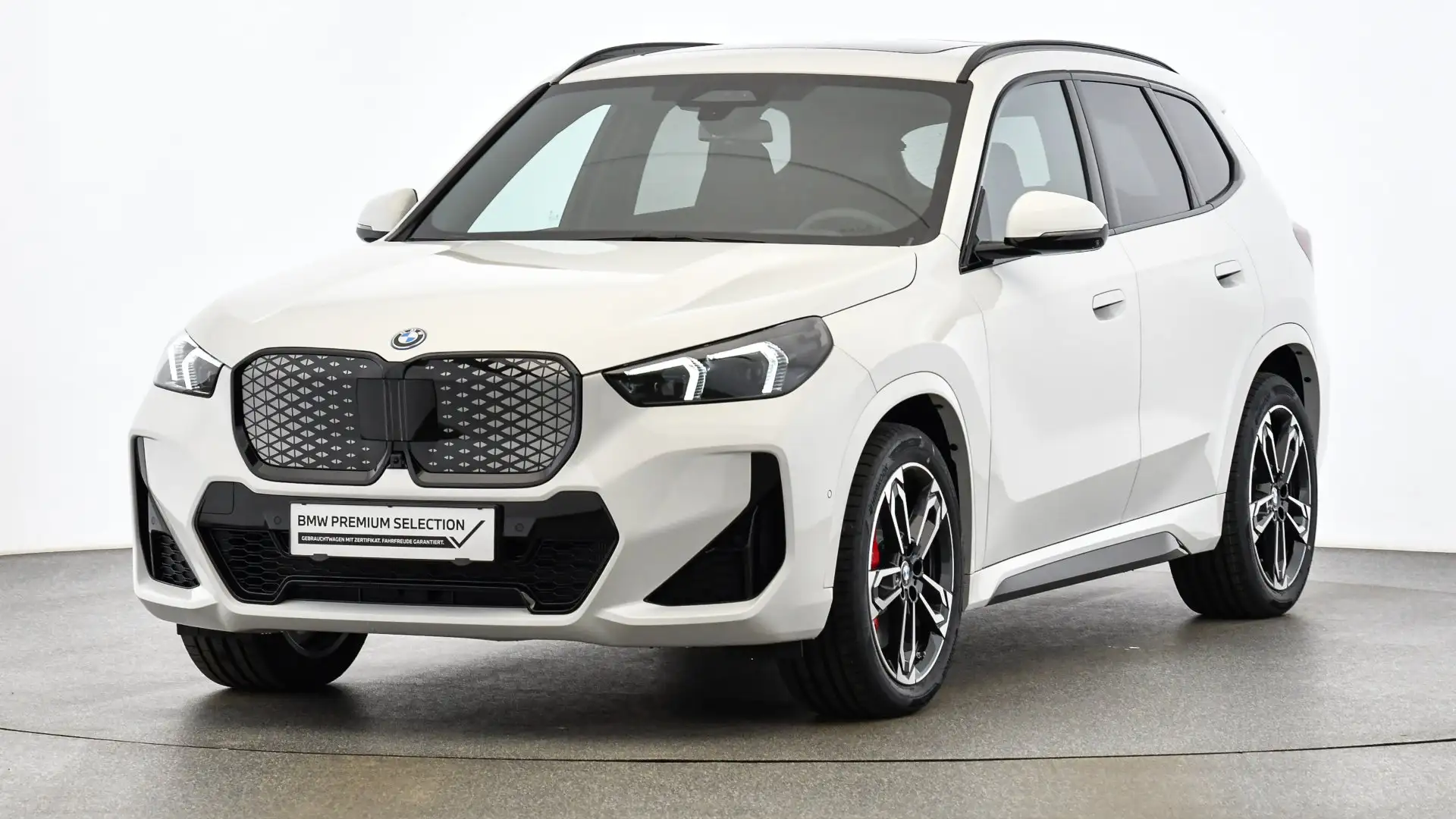 BMW iX1 xDrive30 Weiß - 2