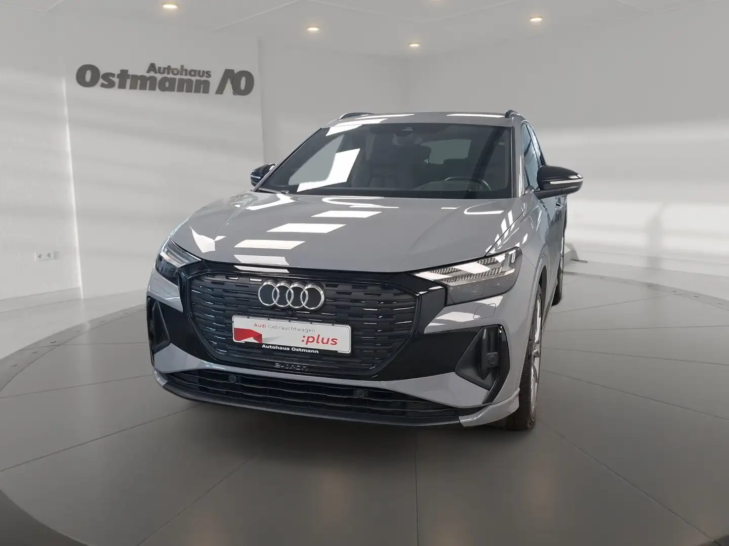 Audi Q4 e-tron 50 quattro S-Line AHK HUD RFK Sonos Grau - 2