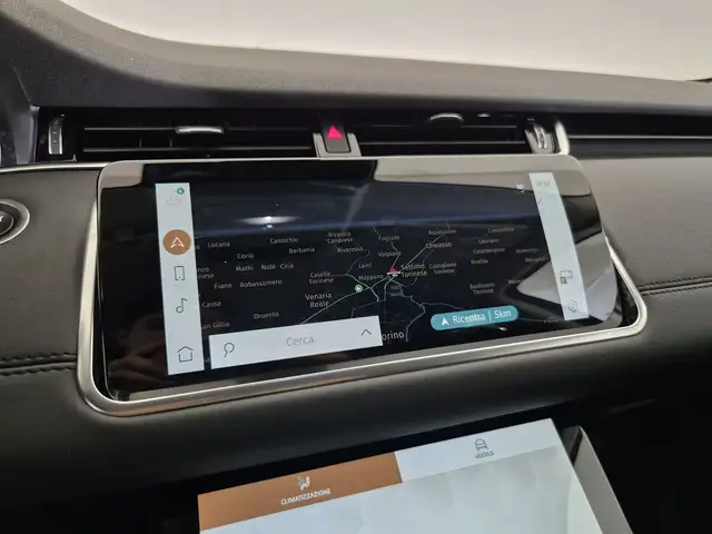 Land Rover Range Rover Evoque view 12