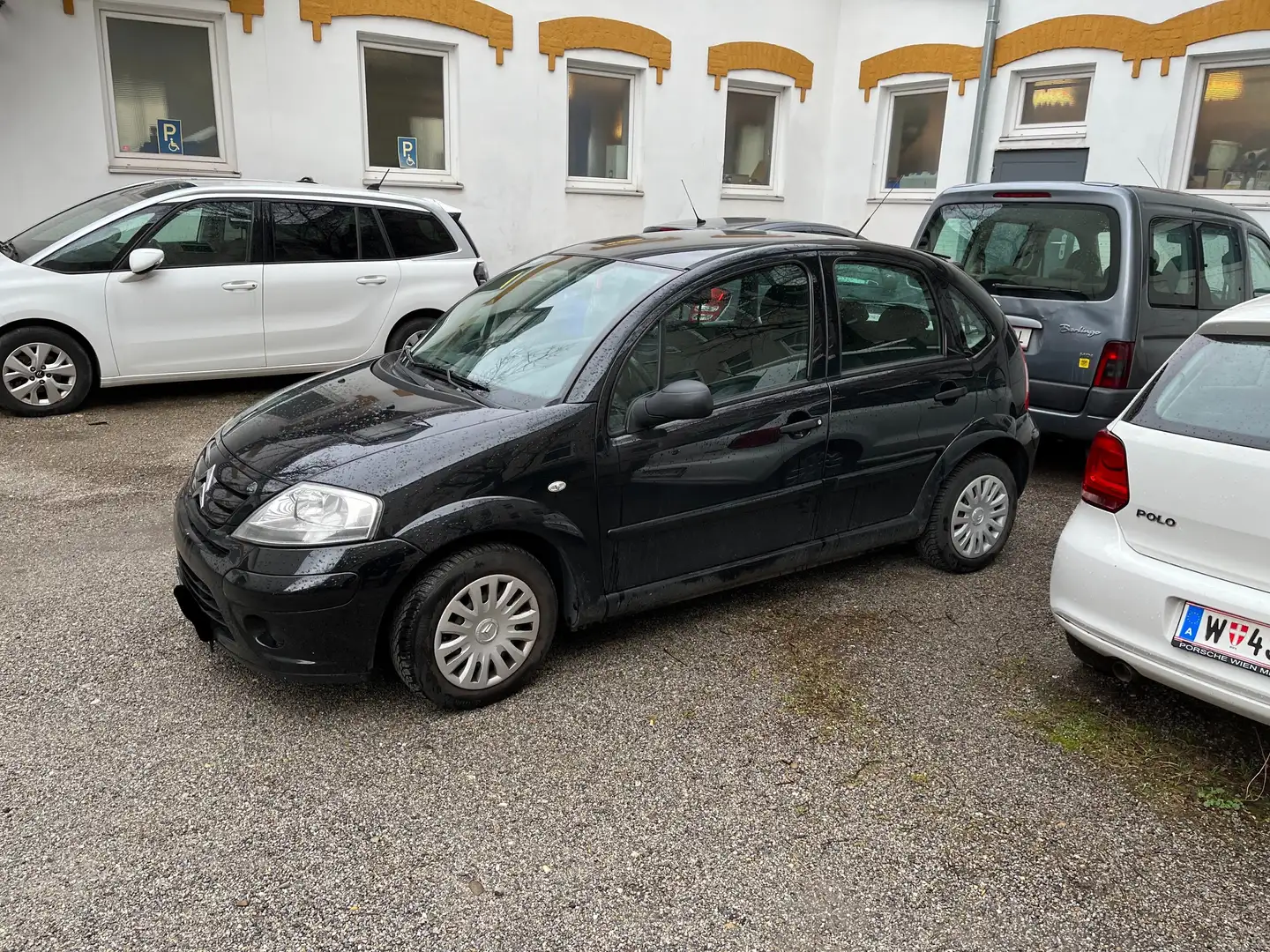 Citroen C3 C3 1,4i First 2 First 2 Schwarz - 1