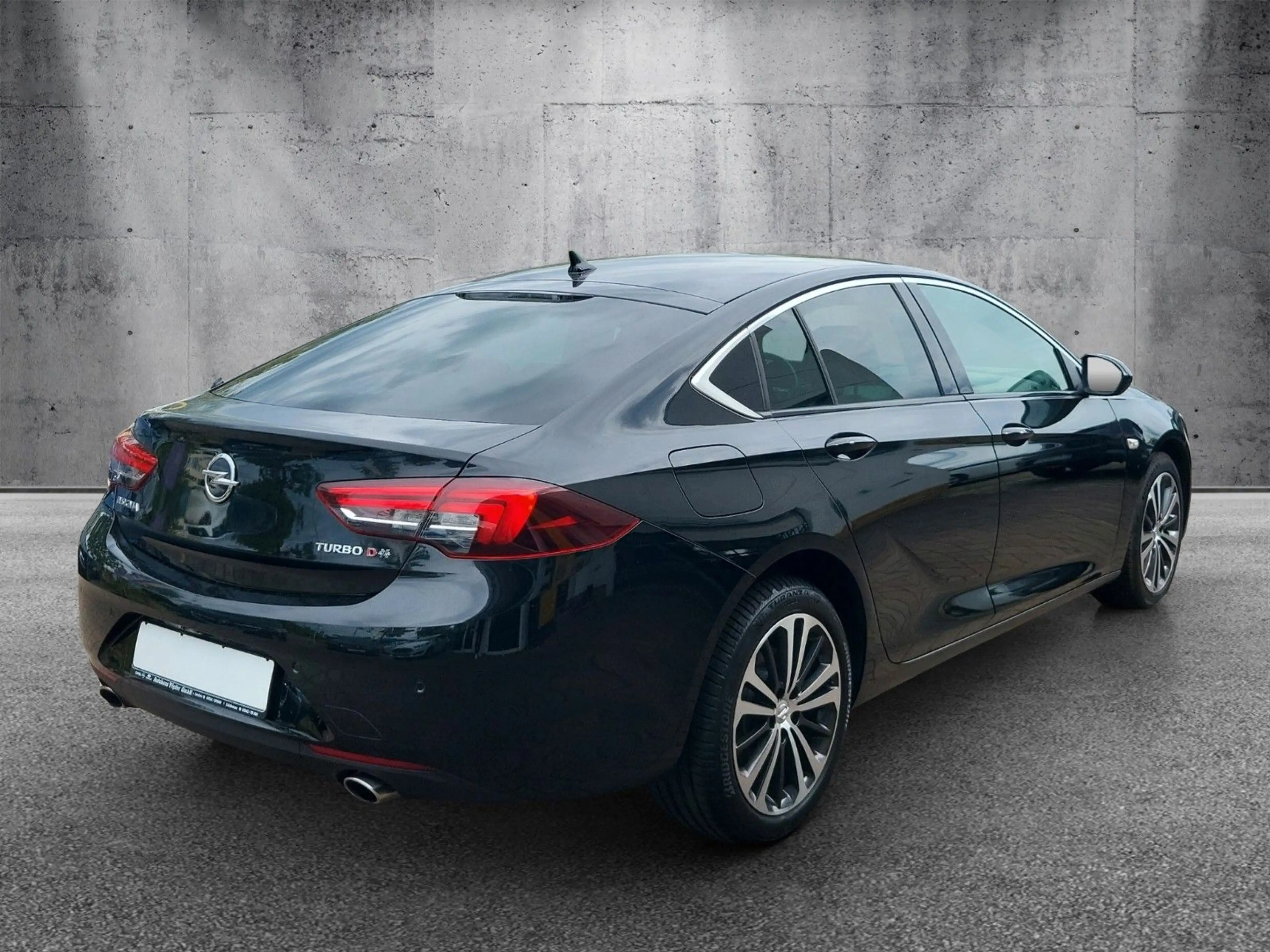 Opel Insignia B Grand Sport "Ultimate 4x4" aus 1-Hand — photo 5