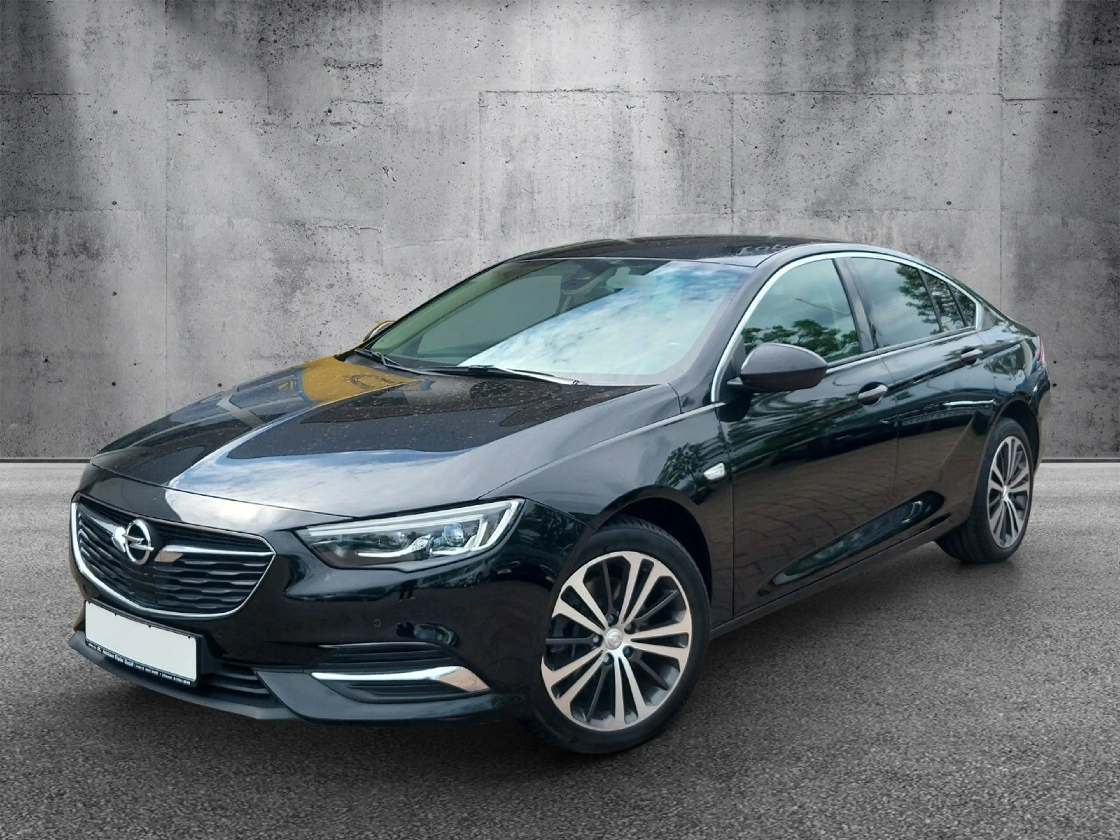 Opel Insignia B Grand Sport "Ultimate 4x4" aus 1-Hand — photo 2