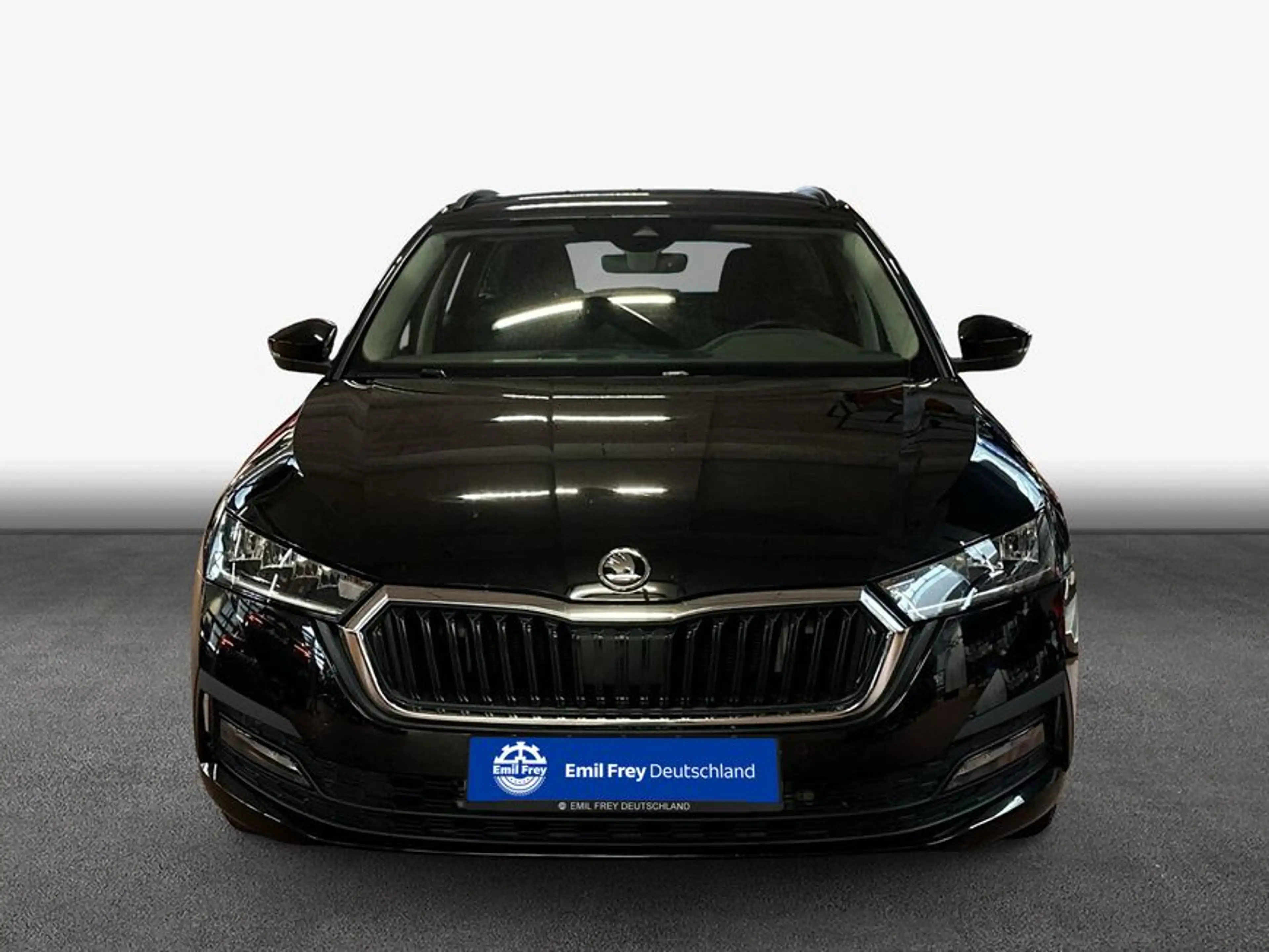 Skoda Octavia Combi 1.4 TSI iV DSG Ambition — photo 3