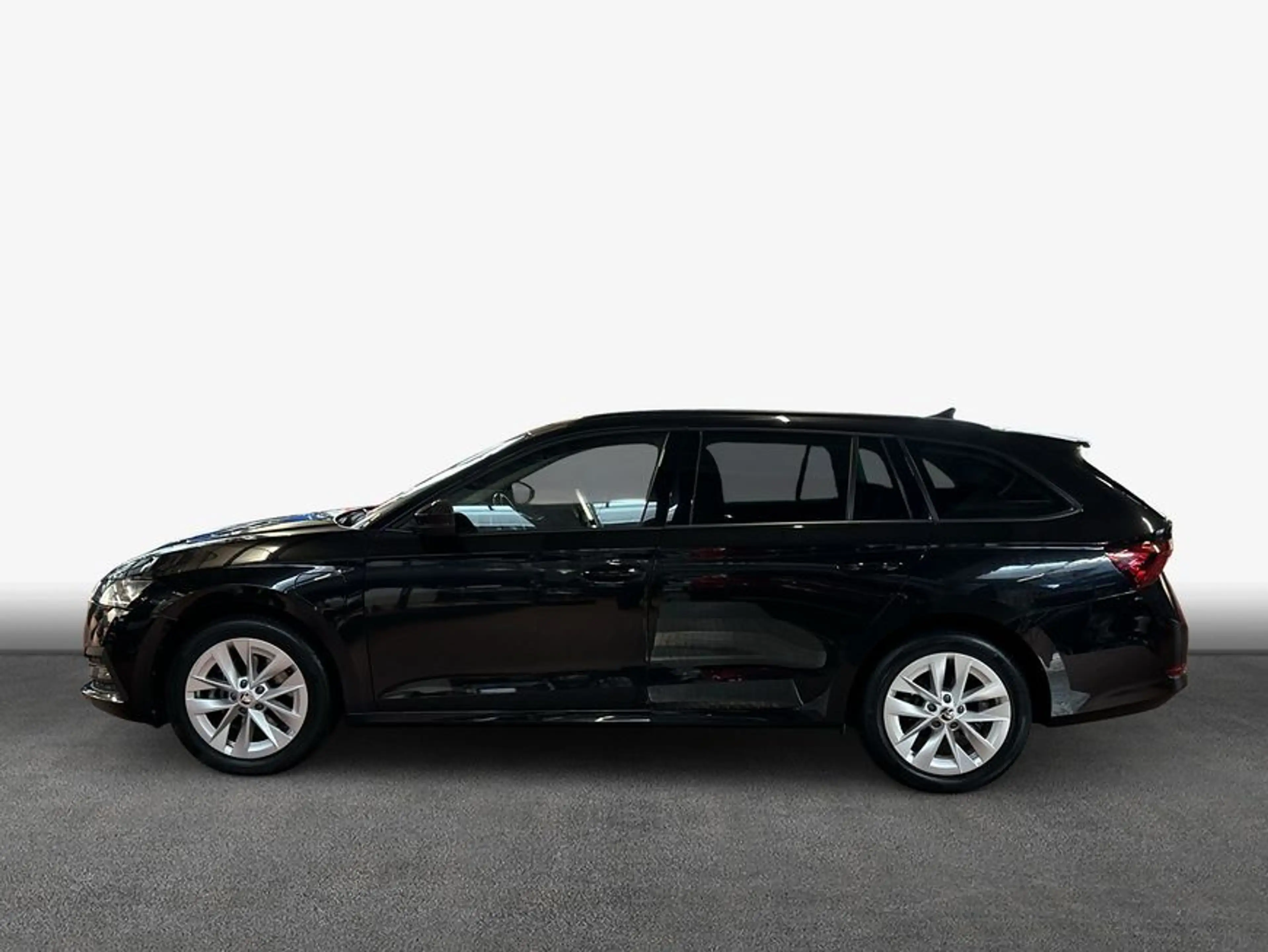 Skoda Octavia Combi 1.4 TSI iV DSG Ambition — photo 5