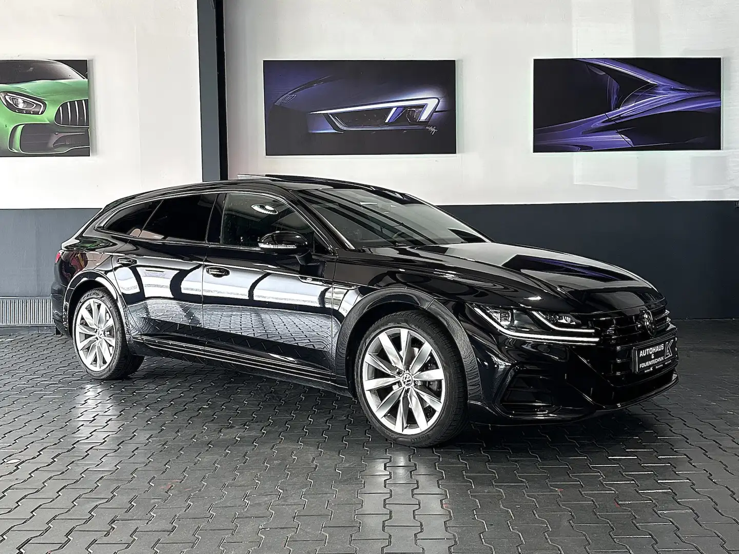 Volkswagen Arteon SB R LINE*BLACKSTYLE*PANO*IQ*STANDHZG*AHK Zwart - 2