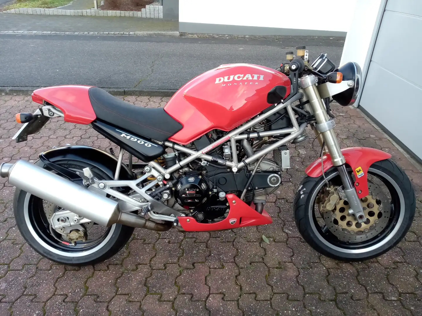 Ducati Monster 900 Monster M Rot - 1