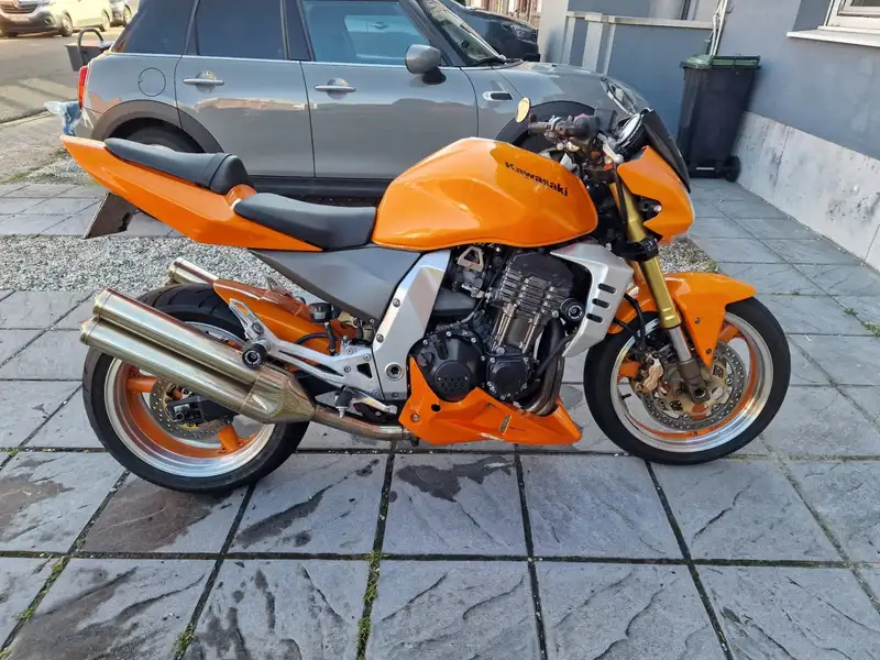 Kawasaki Z 1000 - foto 5