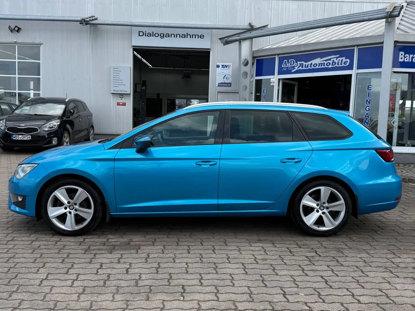 SEAT Leon ST FR Blau - 2