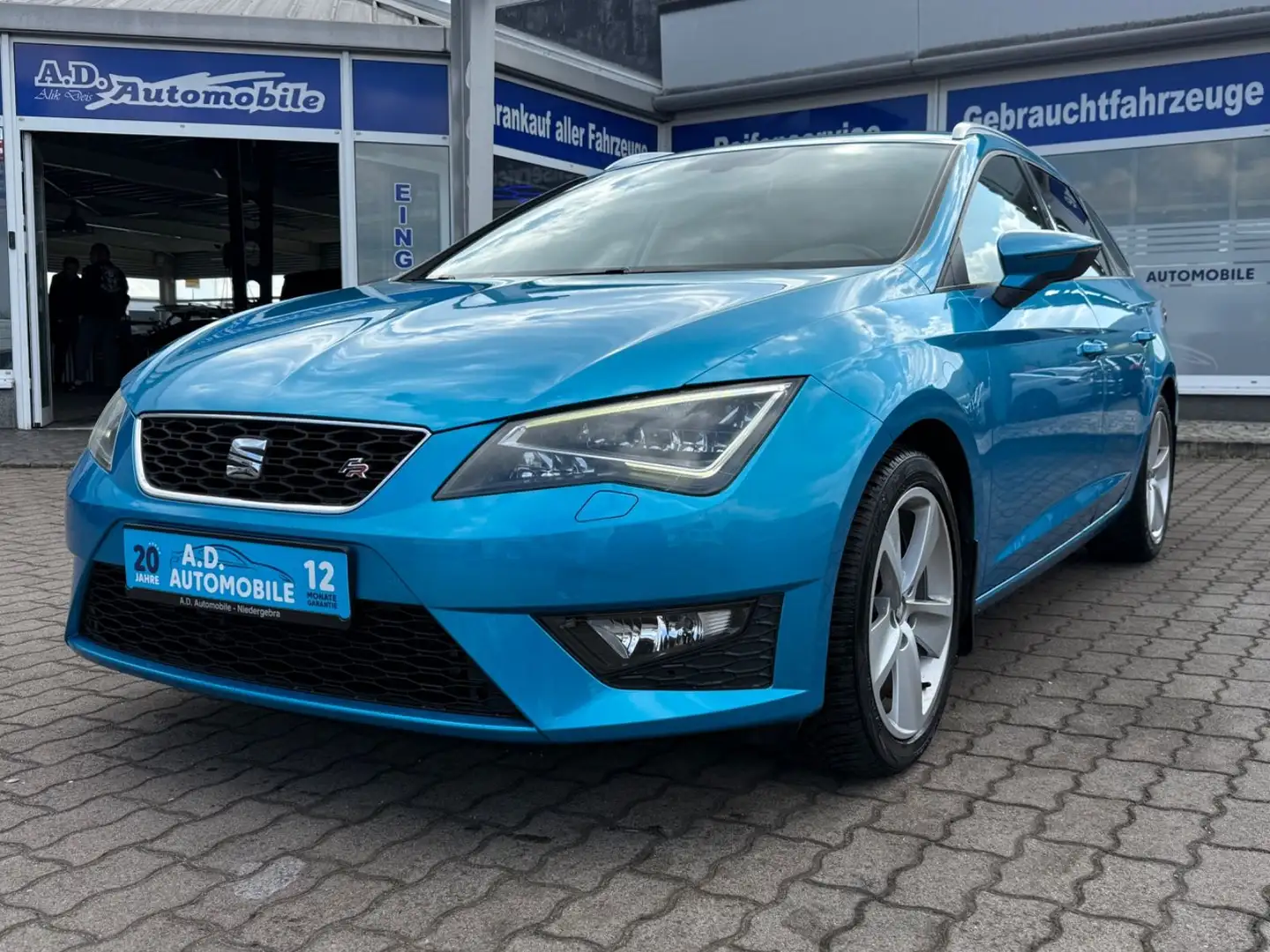 SEAT Leon ST FR Blau - 1