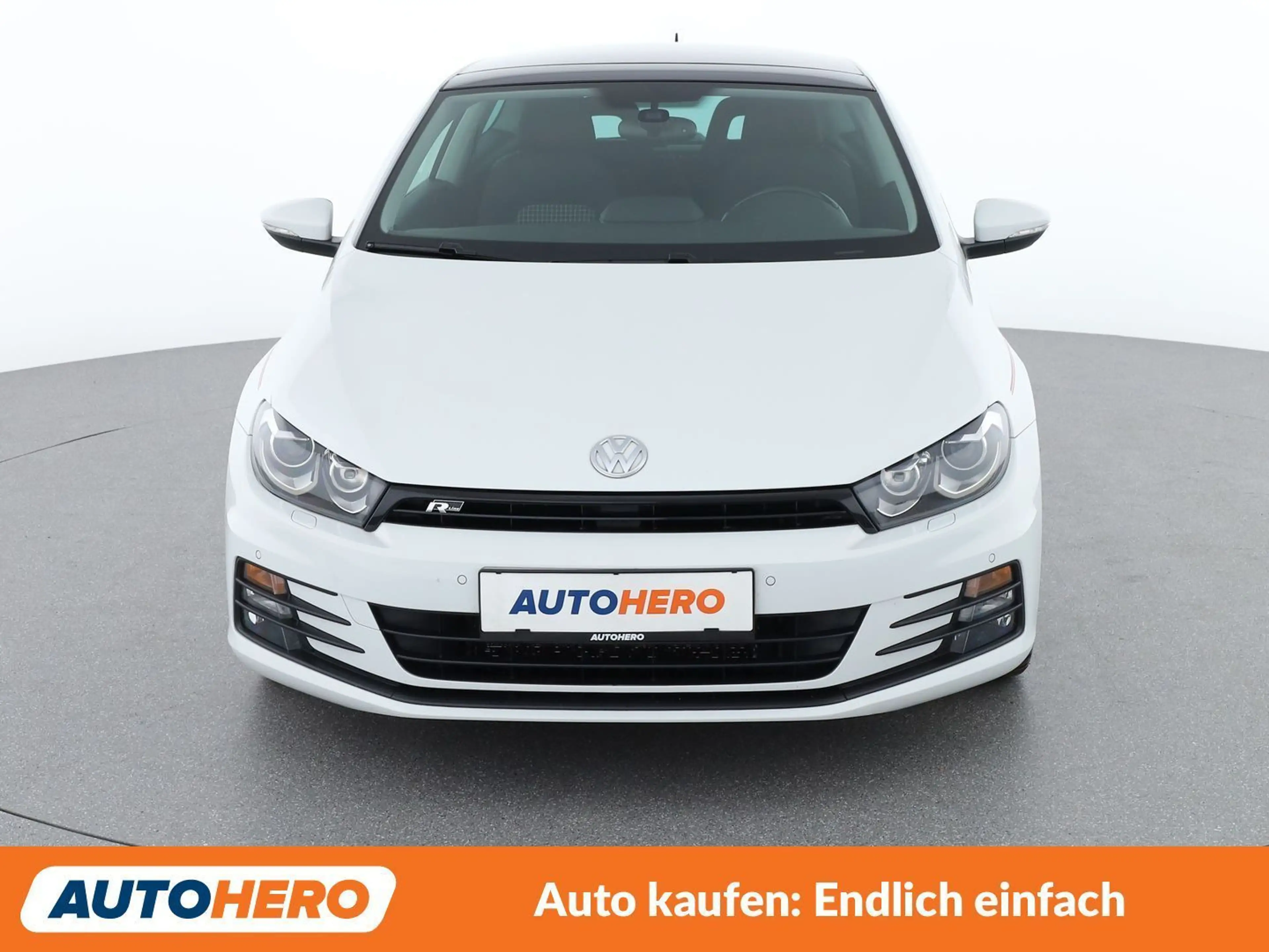 Volkswagen Scirocco 2.0 TSI Sport BlueMotion Tech R-Line — photo 9