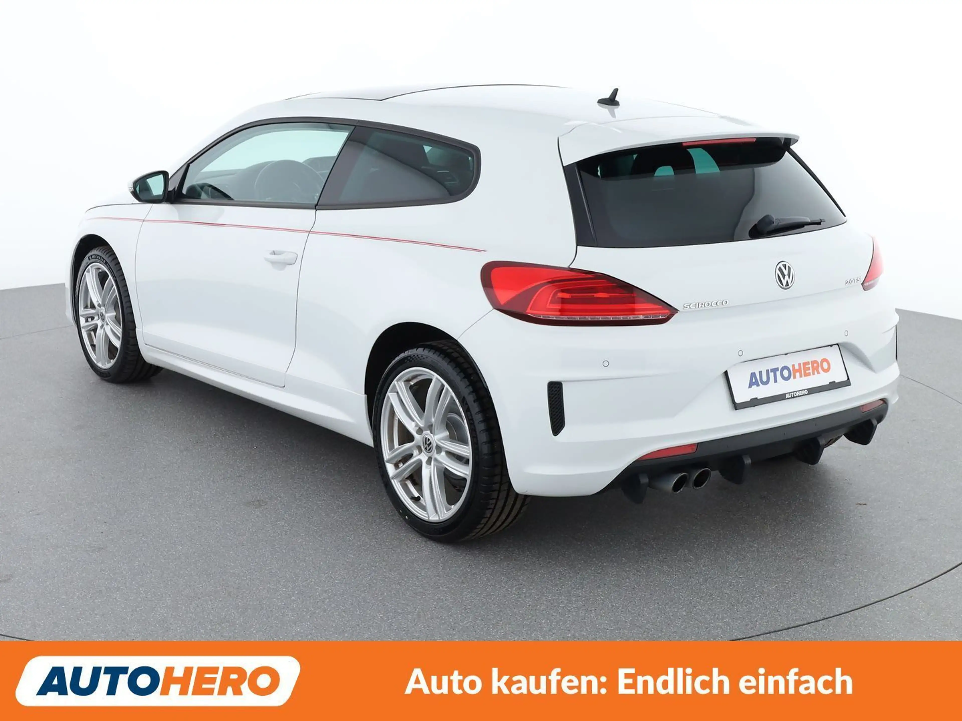 Volkswagen Scirocco 2.0 TSI Sport BlueMotion Tech R-Line — photo 4