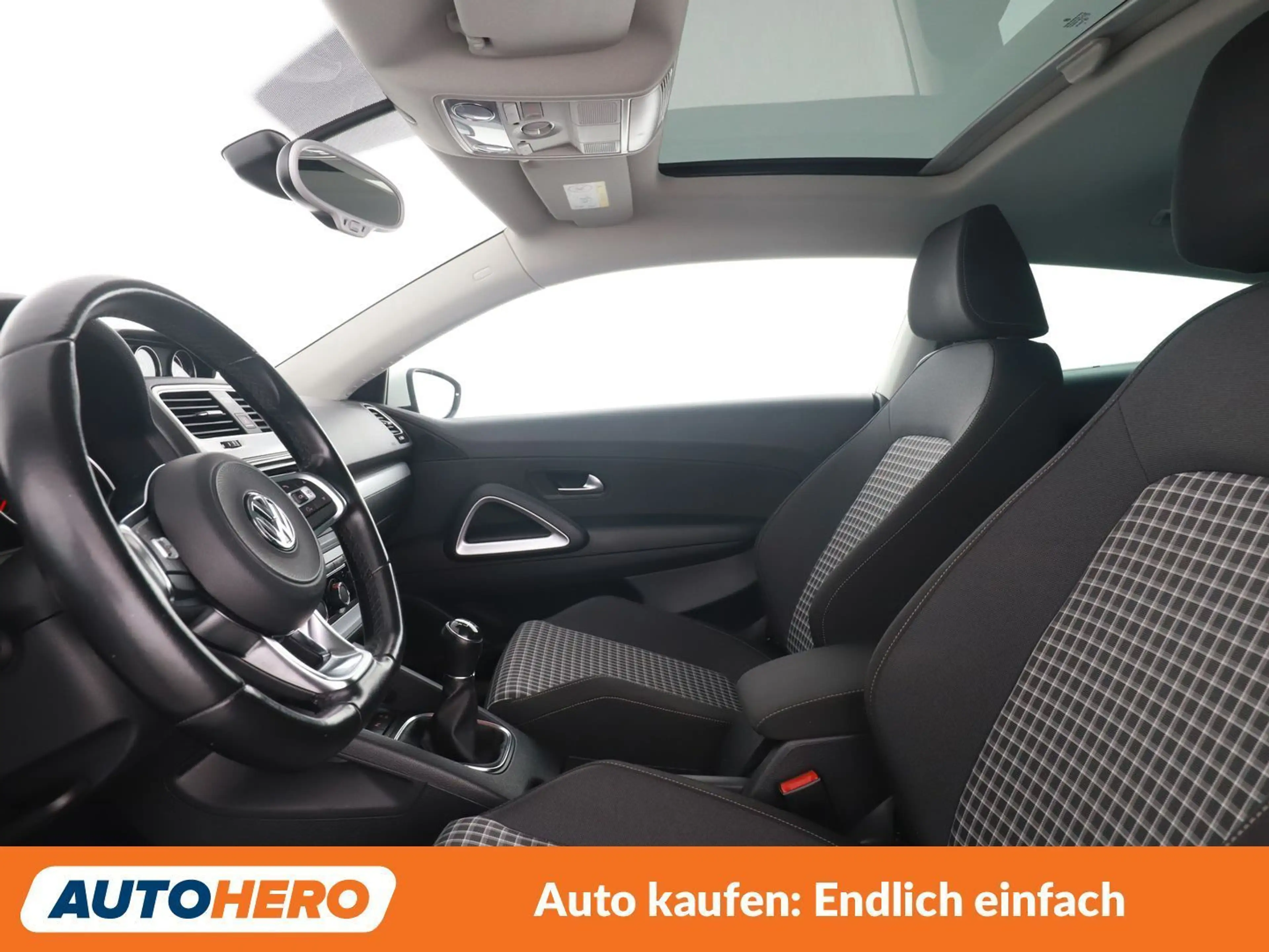Volkswagen Scirocco 2.0 TSI Sport BlueMotion Tech R-Line — photo 10
